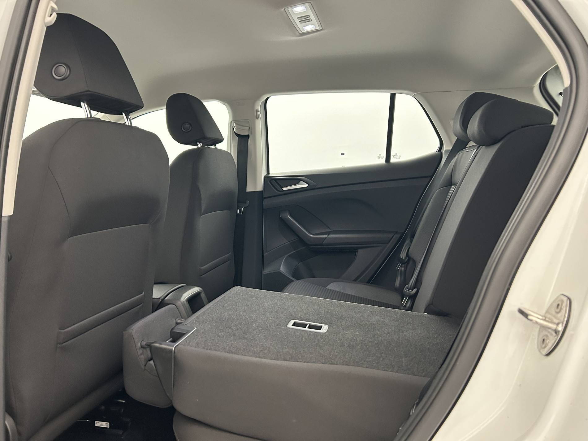 Vente en ligne Volkswagen T-Cross  1.0 TSI 110 Start/Stop BVM6 au prix de 16 790 €