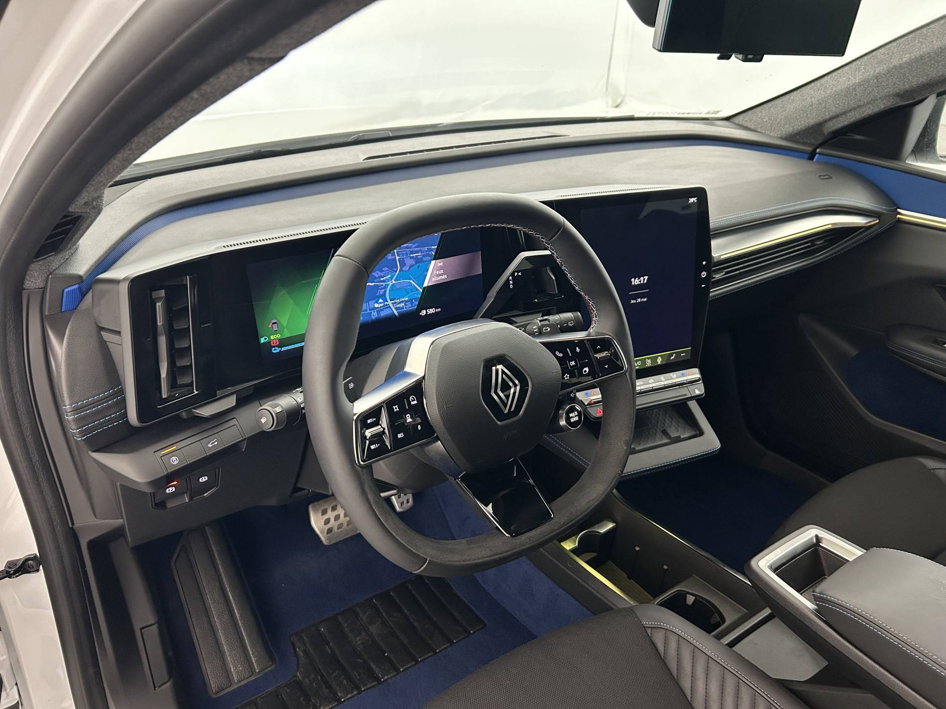Vente en ligne Renault Scenic E-Tech  220 ch grande autonomie au prix de 39 991 €