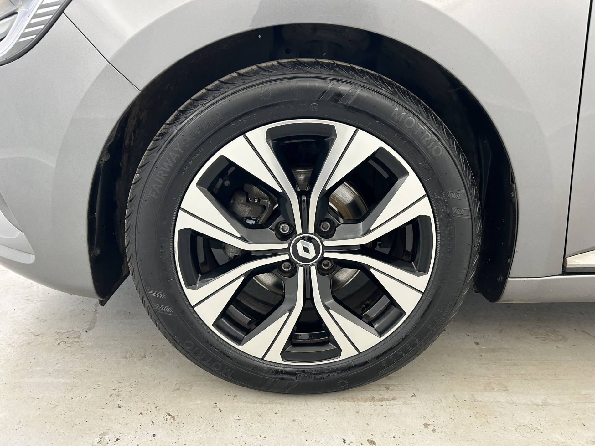 Vente en ligne Renault Clio 5 Clio TCe 90 au prix de 14 290 €