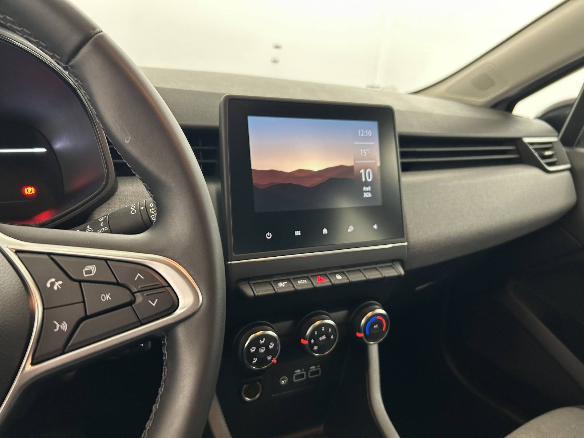 Vente en ligne Renault Clio 5 Clio TCe 90 au prix de 15 490 €