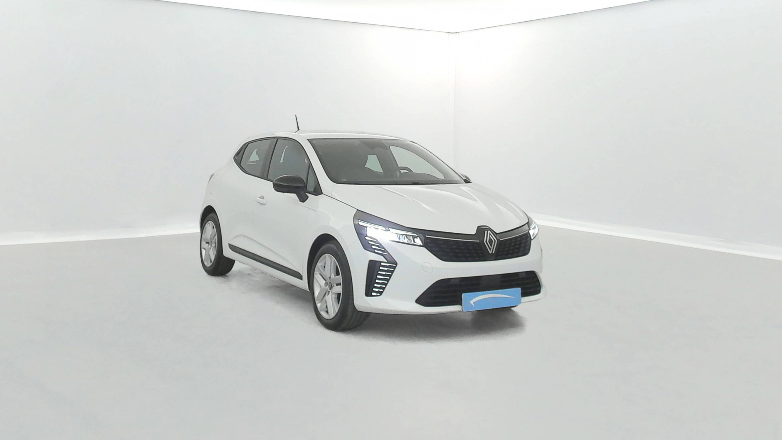 Vente en ligne Renault Clio 5 Clio Blue dCi 100 ch GSR2 au prix de 18 791 €