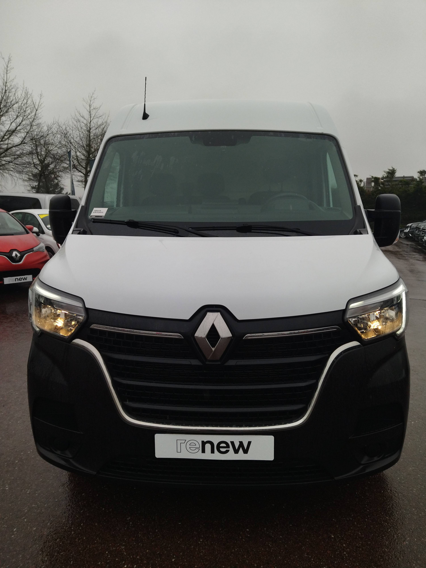 Vente en ligne Renault Master Fourgon MASTER FGN TRAC F3500 L2H2 BLUE DCI 135 au prix de 22 788 €