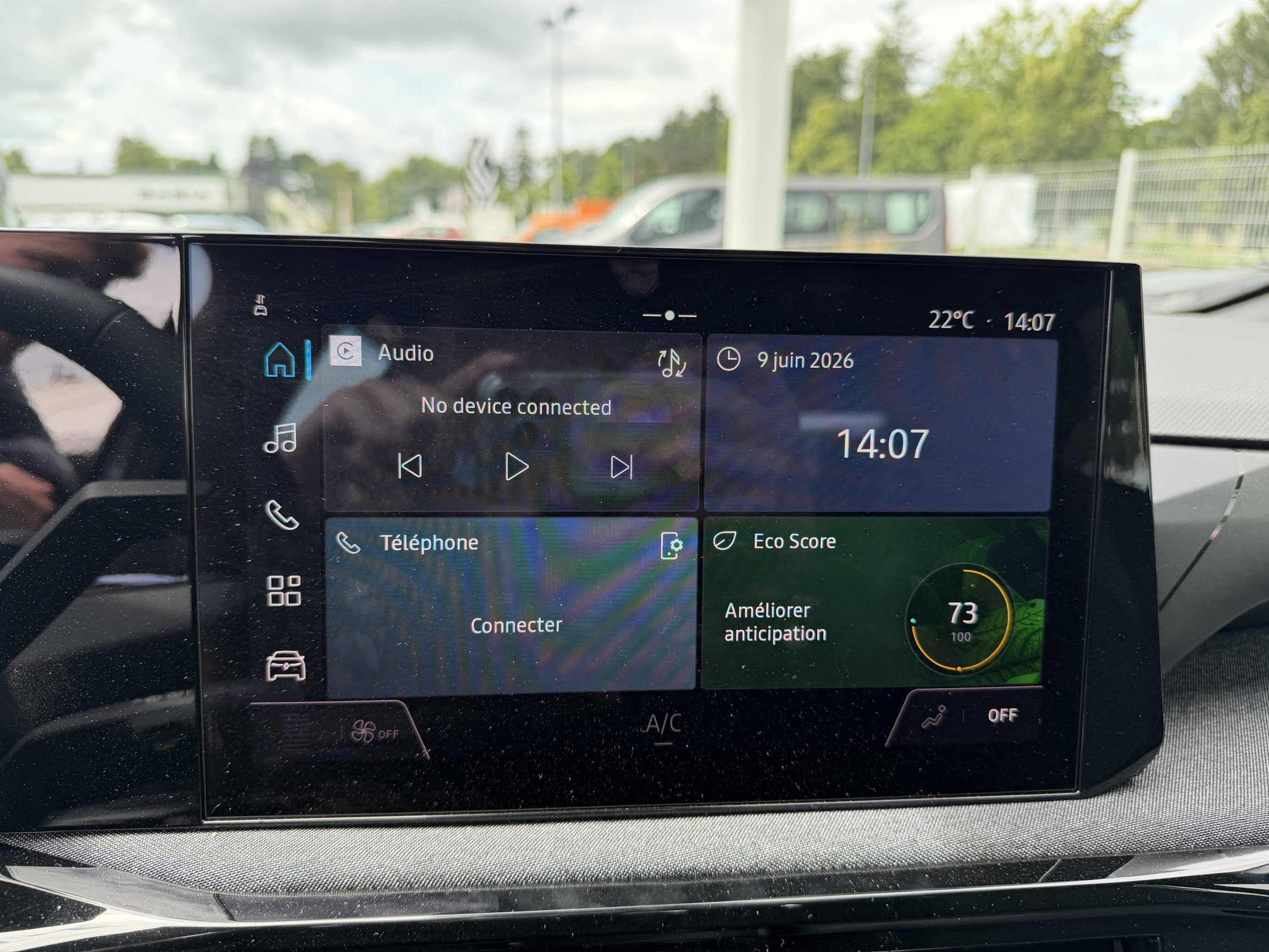 Vente en ligne Renault Clio 6 Clio E-Tech full hybrid 160 ch au prix de 24 990 €