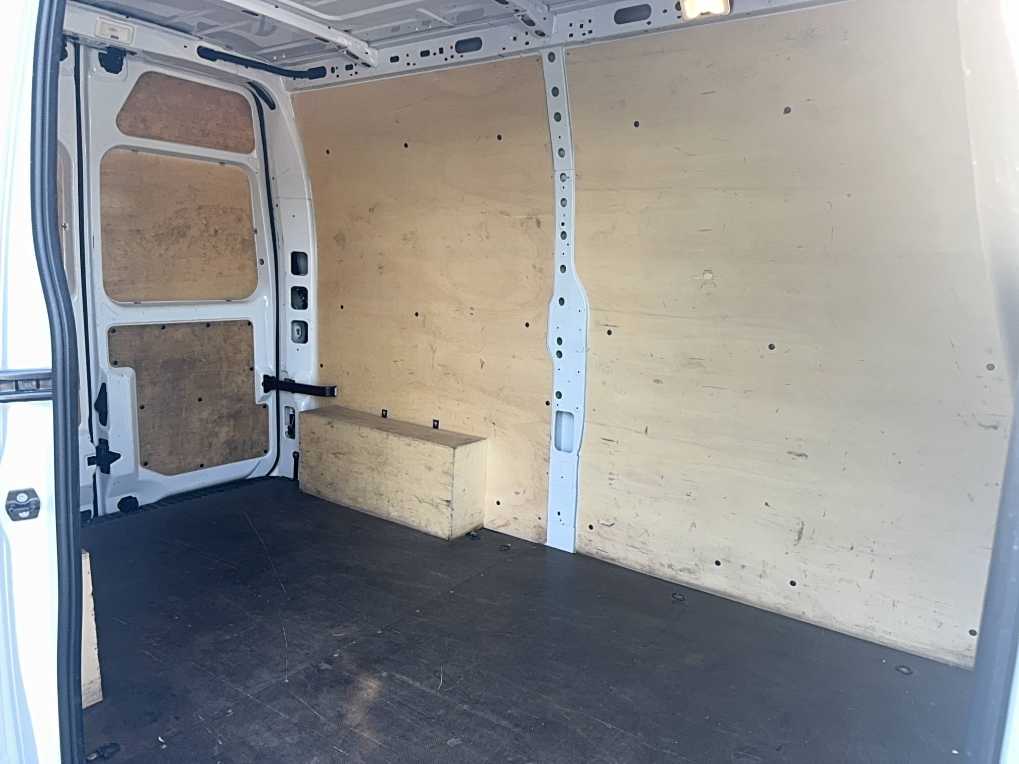 Vente en ligne Renault Master Fourgon MASTER FGN TRAC F3500 L2H2 BLUE DCI 135 au prix de 25 500 €
