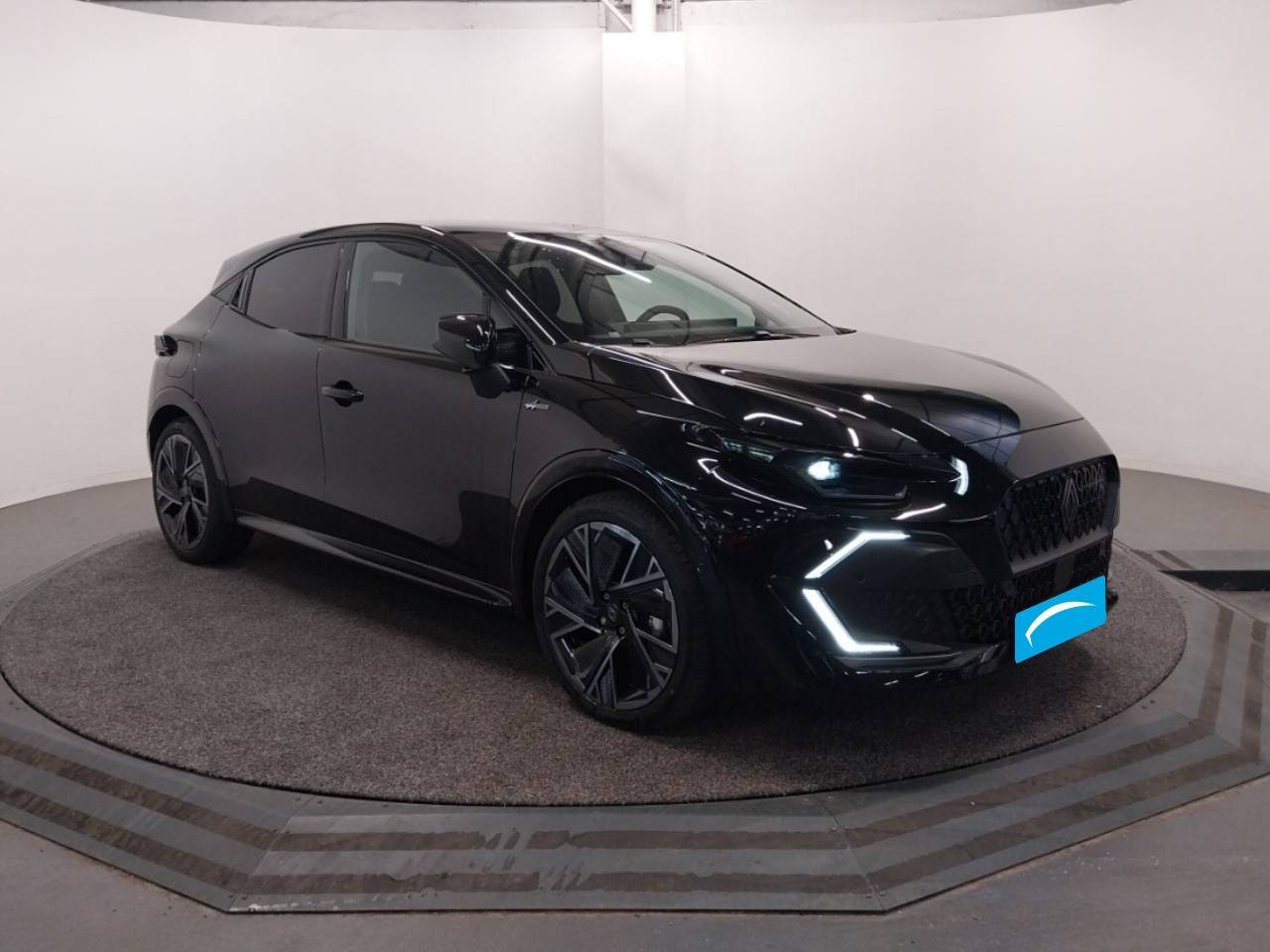 Vente en ligne Renault Clio 6 Clio E-Tech full hybrid 160 ch au prix de 50 000 €