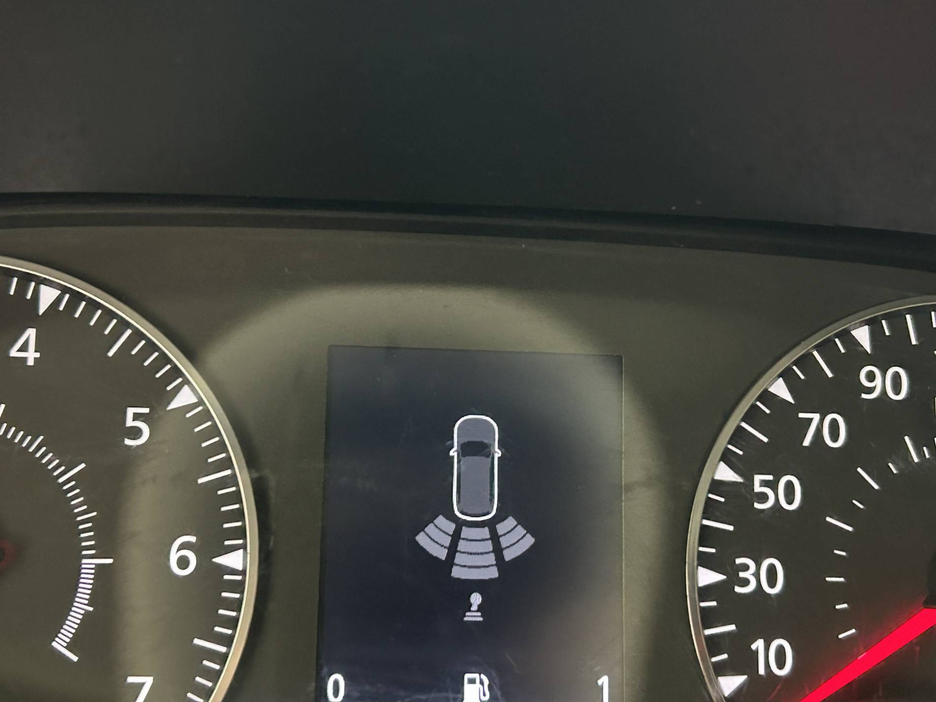 Vente en ligne Renault Master Fourgon MASTER FGN TRAC F3300 L2H2 BLUE DCI 135 au prix de 23 990 €