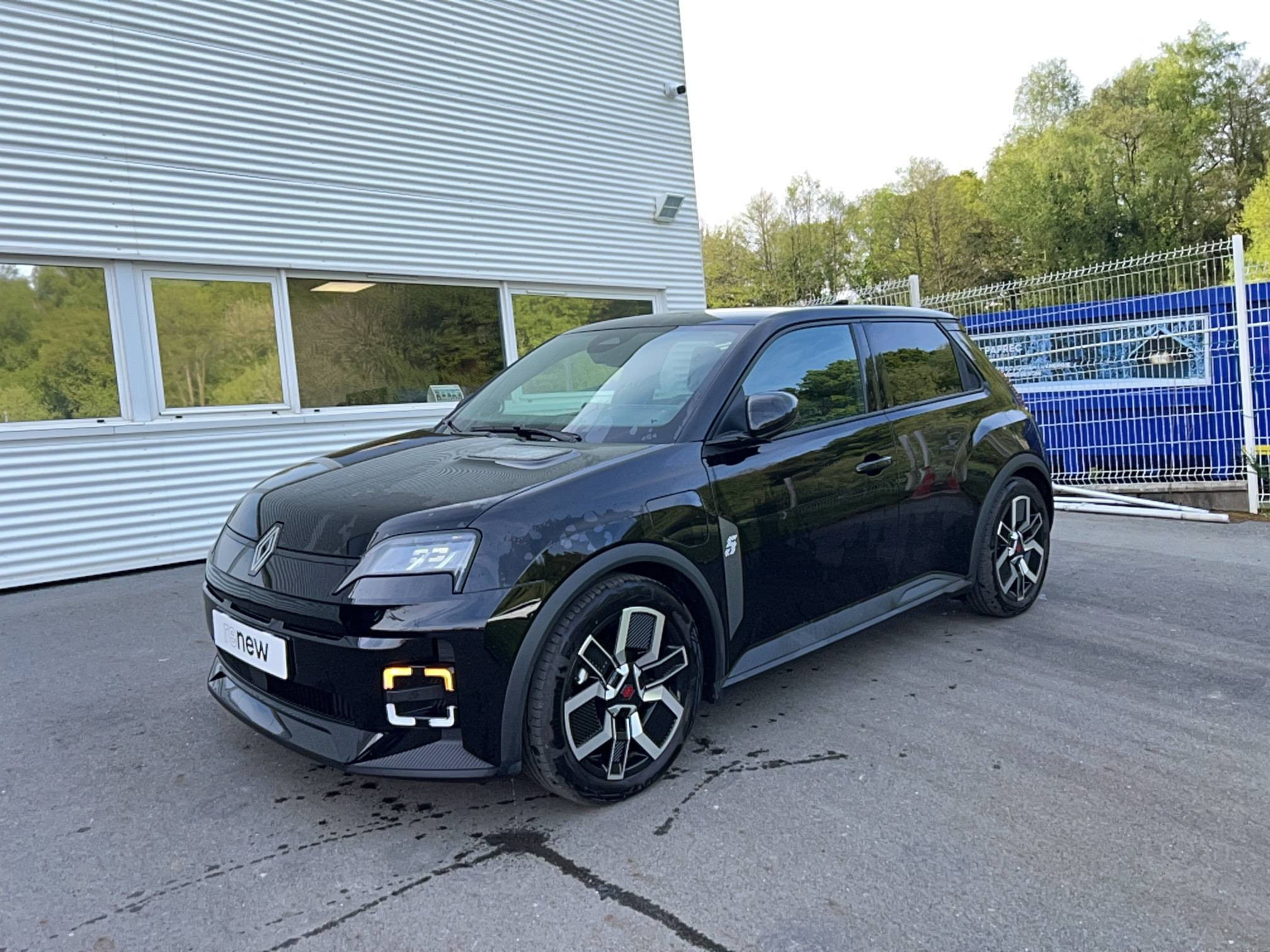 Renault R5 E-Tech  150 ch autonomie confort occasion de 2025 en vente à Guingamp
