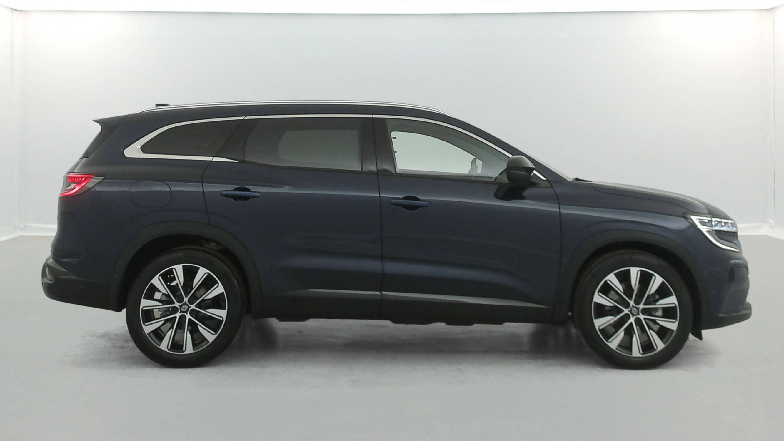 Vente en ligne Renault Espace Espace E-Tech full hybrid 200 GSR2 au prix de 35 791 €