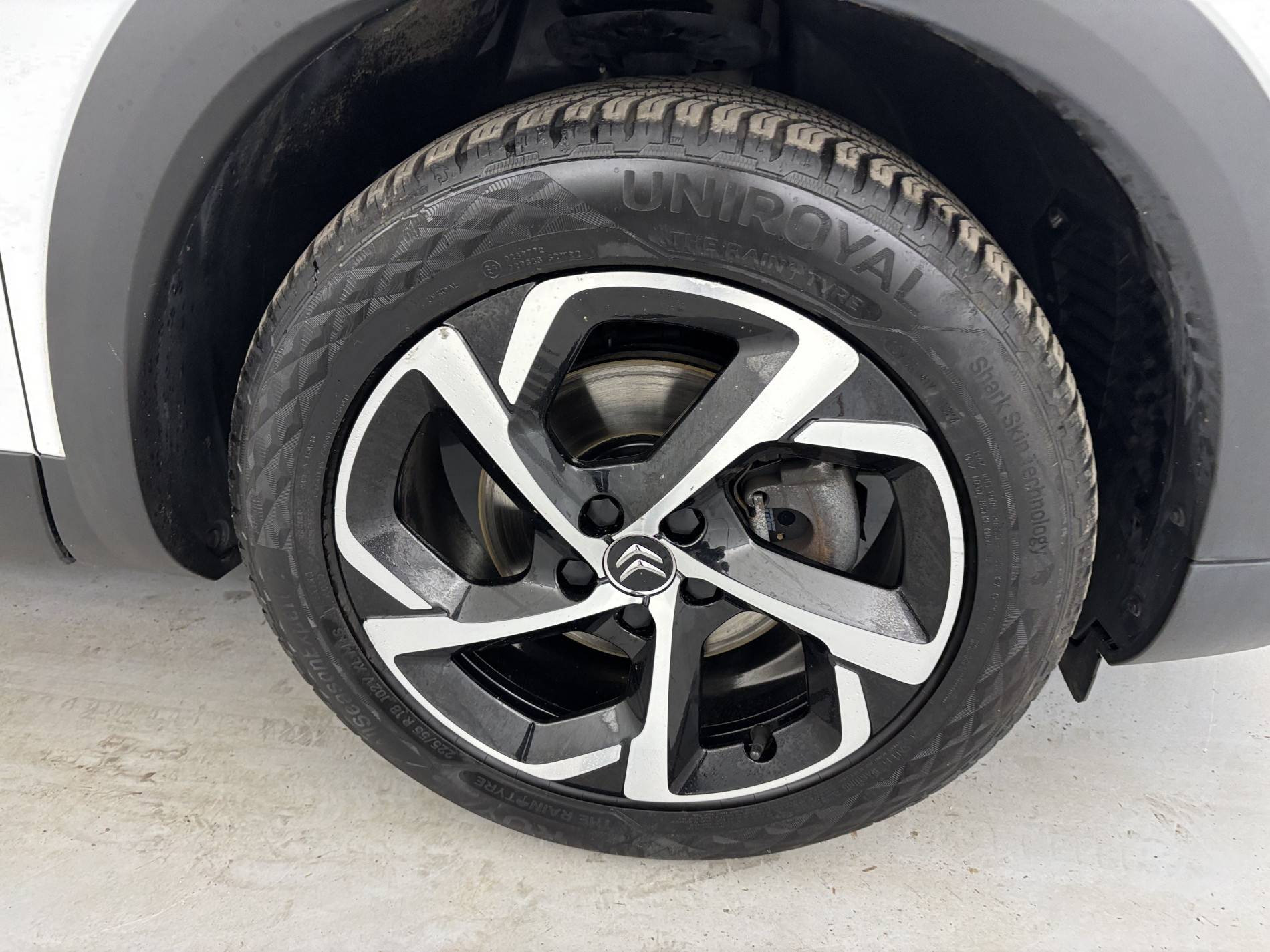Vente en ligne Citroën C5 Aircross C5 Aircross BlueHDi 130 S&S EAT8 au prix de 17 190 €