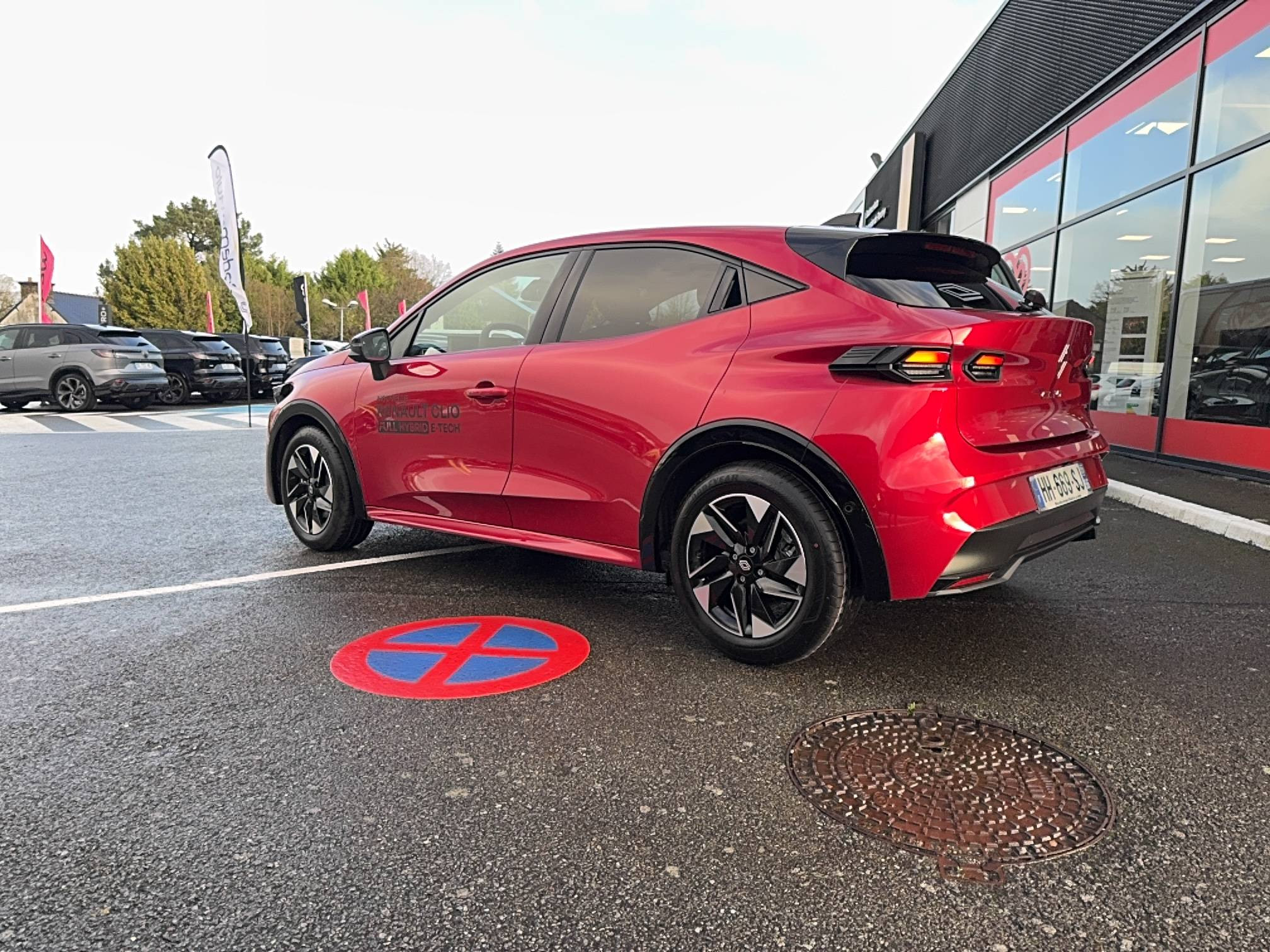 Vente en ligne Renault Clio 6 Clio E-Tech full hybrid 160 ch au prix de 27 230 €