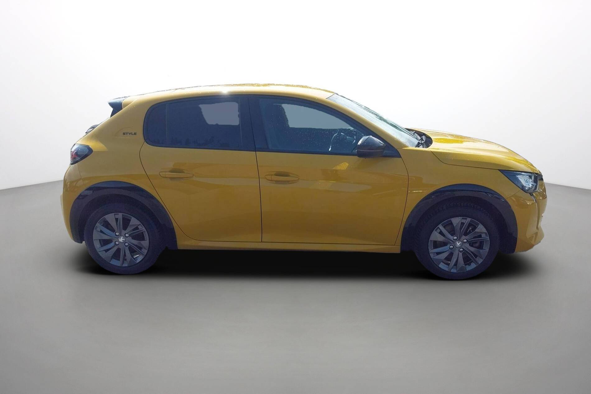 Vente en ligne Peugeot E-208  50 kWh 136ch au prix de 12 970 €