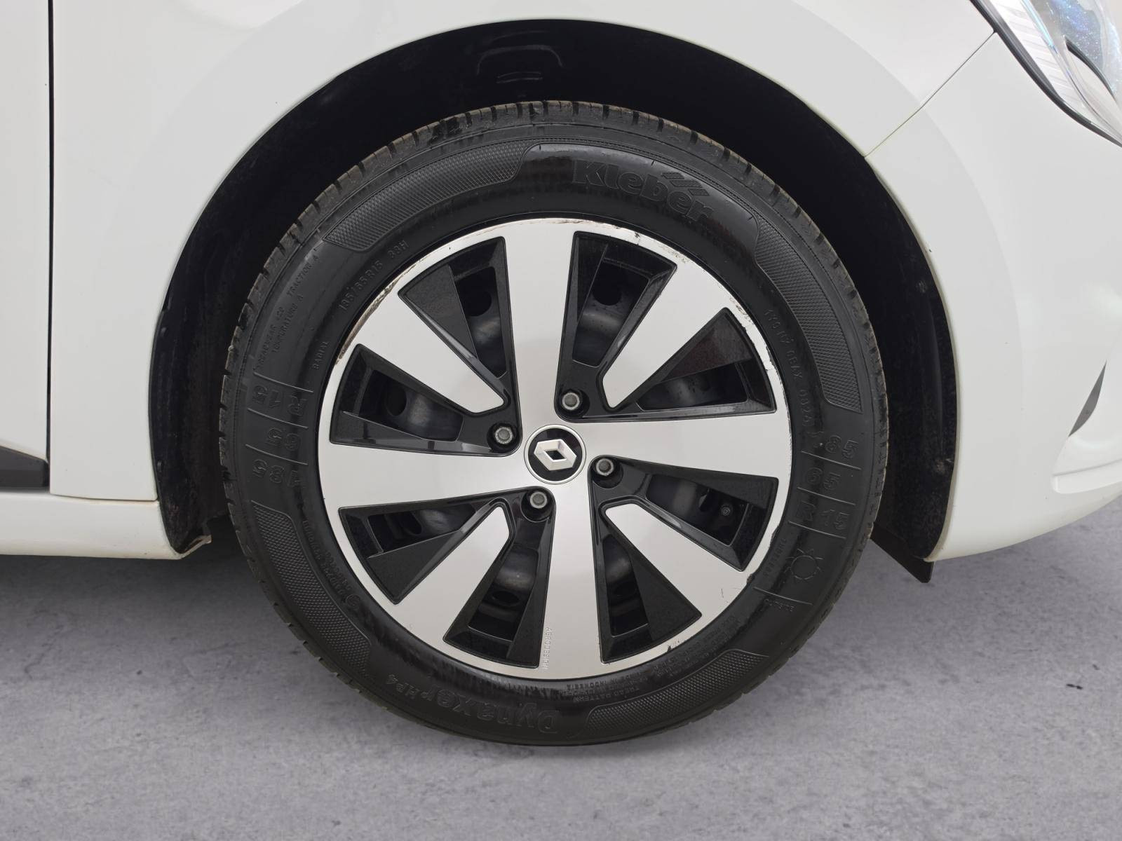 Vente en ligne Renault Clio 5 Clio TCe 90 au prix de 14 490 €