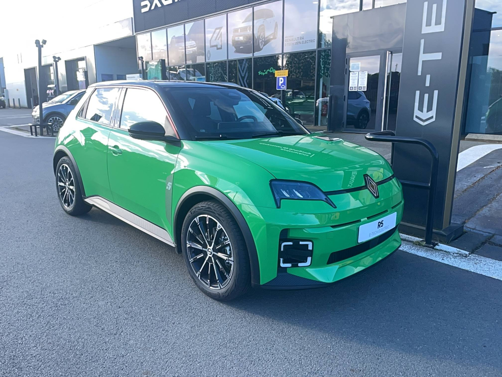 Renault R5 E-Tech  150 ch autonomie confort occasion de 2026 en vente à Guingamp