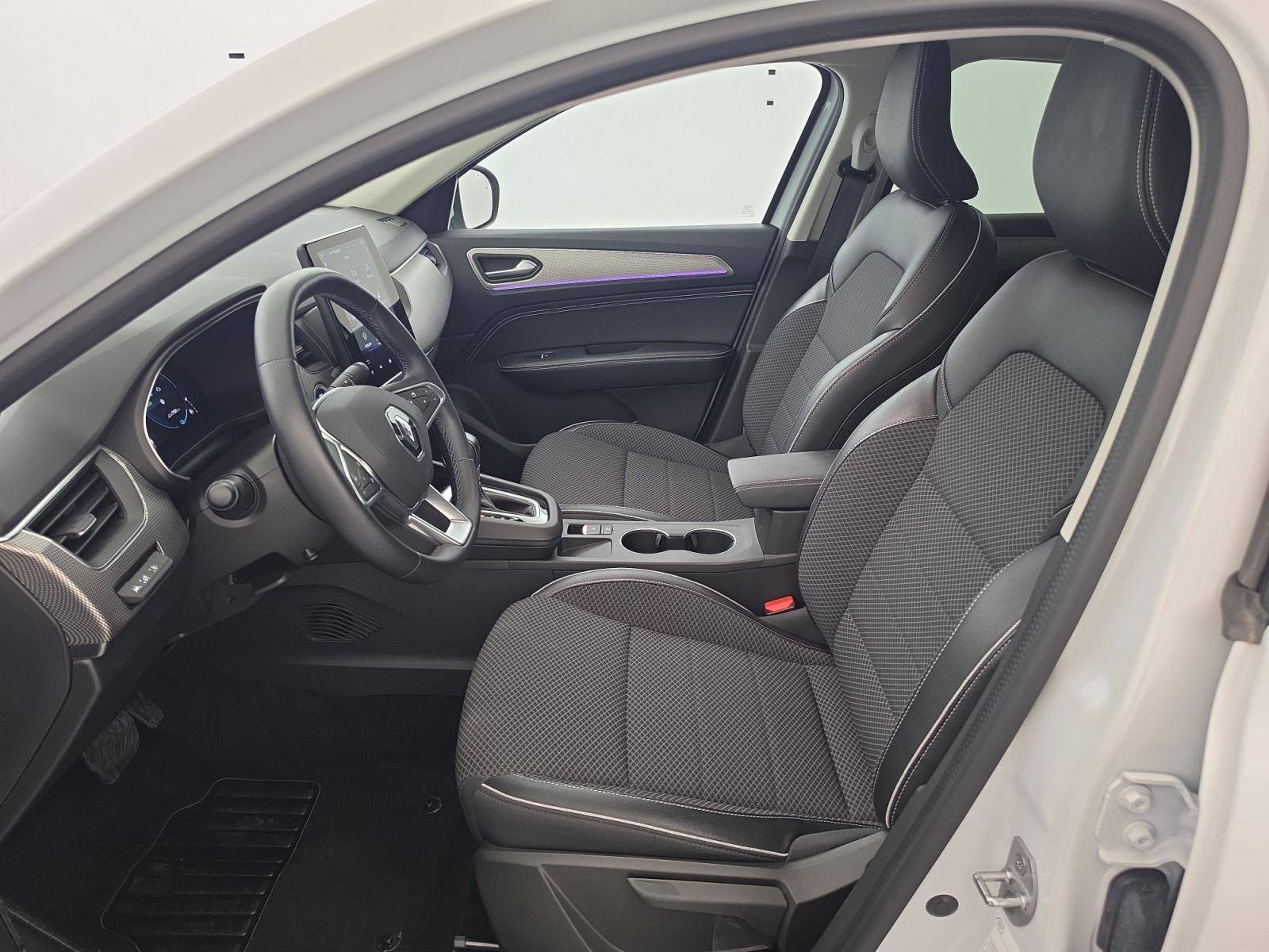Vente en ligne Renault Arkana  E-Tech hybride 145 - 22 au prix de 21 990 €