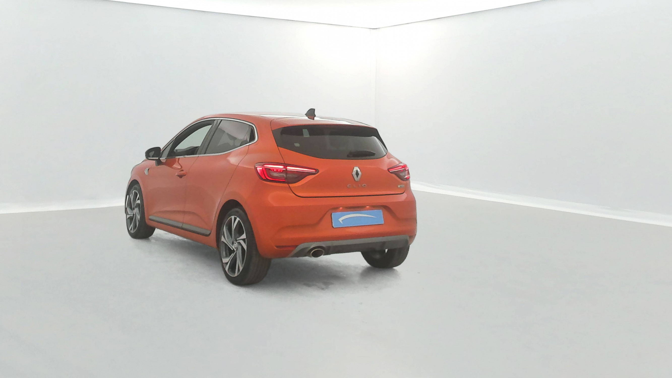 Vente en ligne Renault Clio 5 Clio TCe 140 - 21N au prix de 14 990 €