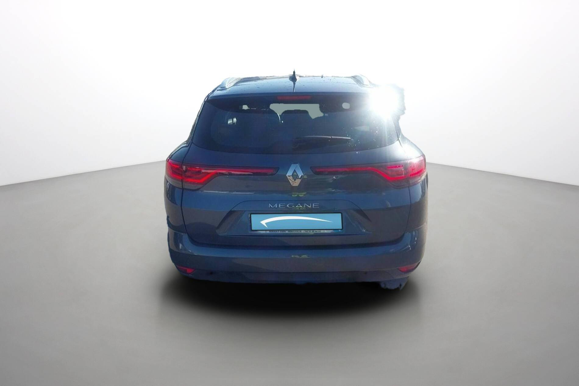 Vente en ligne Renault Megane 4 Estate  TCe 140 au prix de 15 490 €