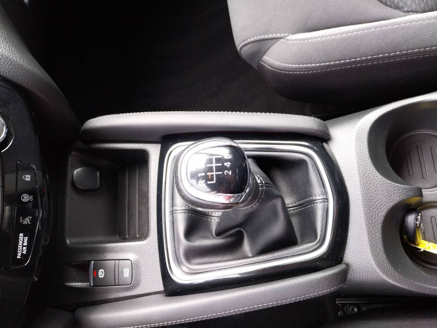 Vente en ligne Nissan Qashqai  1.3 DIG-T 140 au prix de 15 490 €