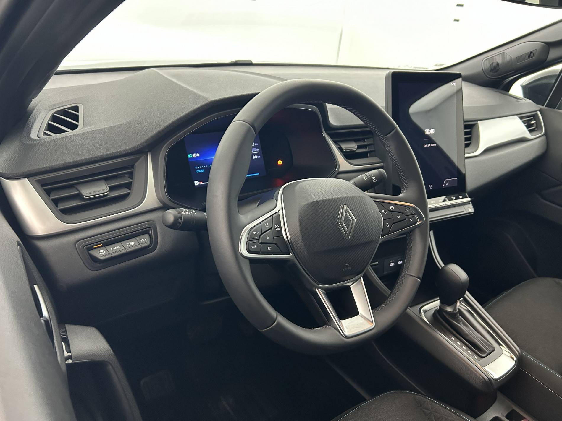 Vente en ligne Renault Symbioz  E-Tech full hybrid 145 au prix de 23 990 €
