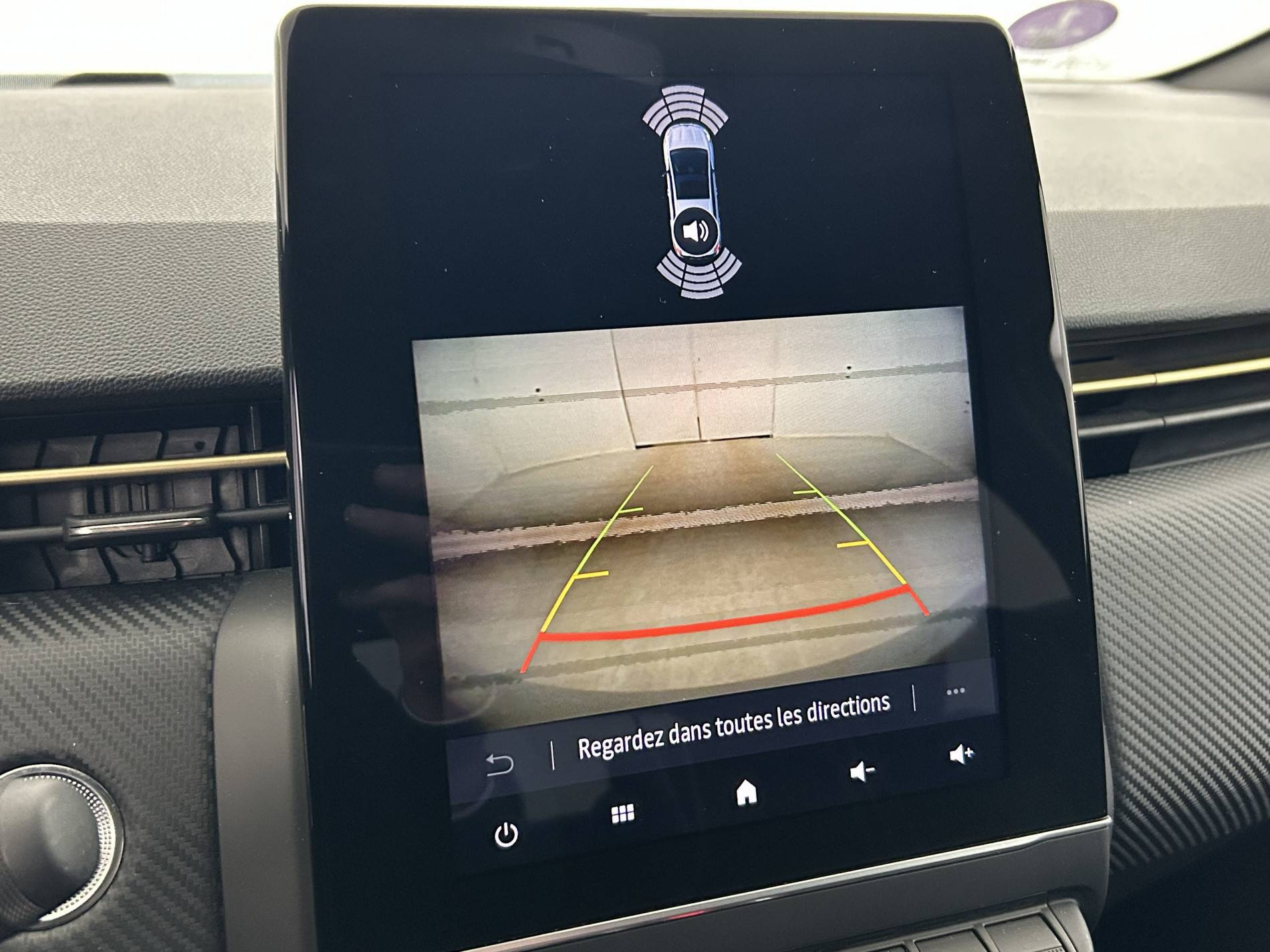 Vente en ligne Renault Clio 5 Clio E-Tech full hybrid 145 au prix de 18 990 €