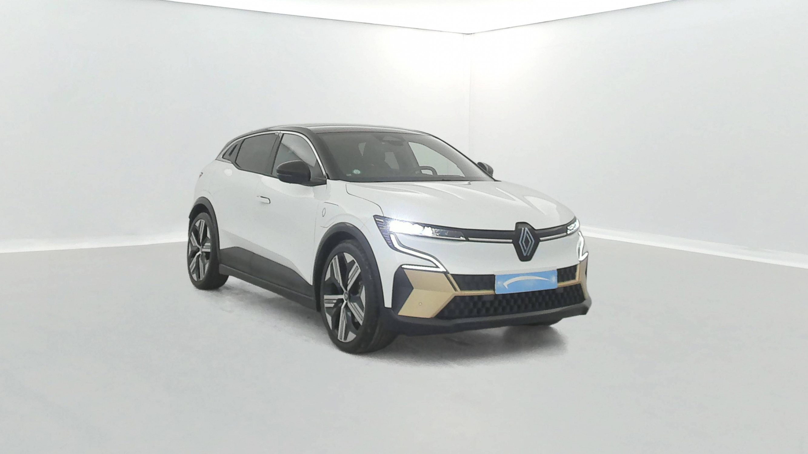 Vente en ligne Renault Megane E-Tech  EV60 220 ch super charge au prix de 26 990 €