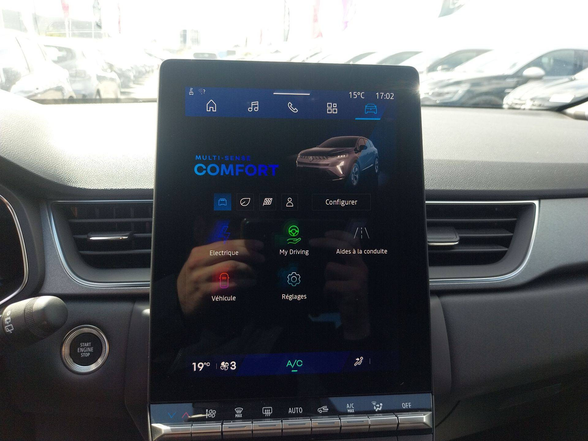 Vente en ligne Renault Symbioz  E-Tech full hybrid 145 au prix de 27 490 €
