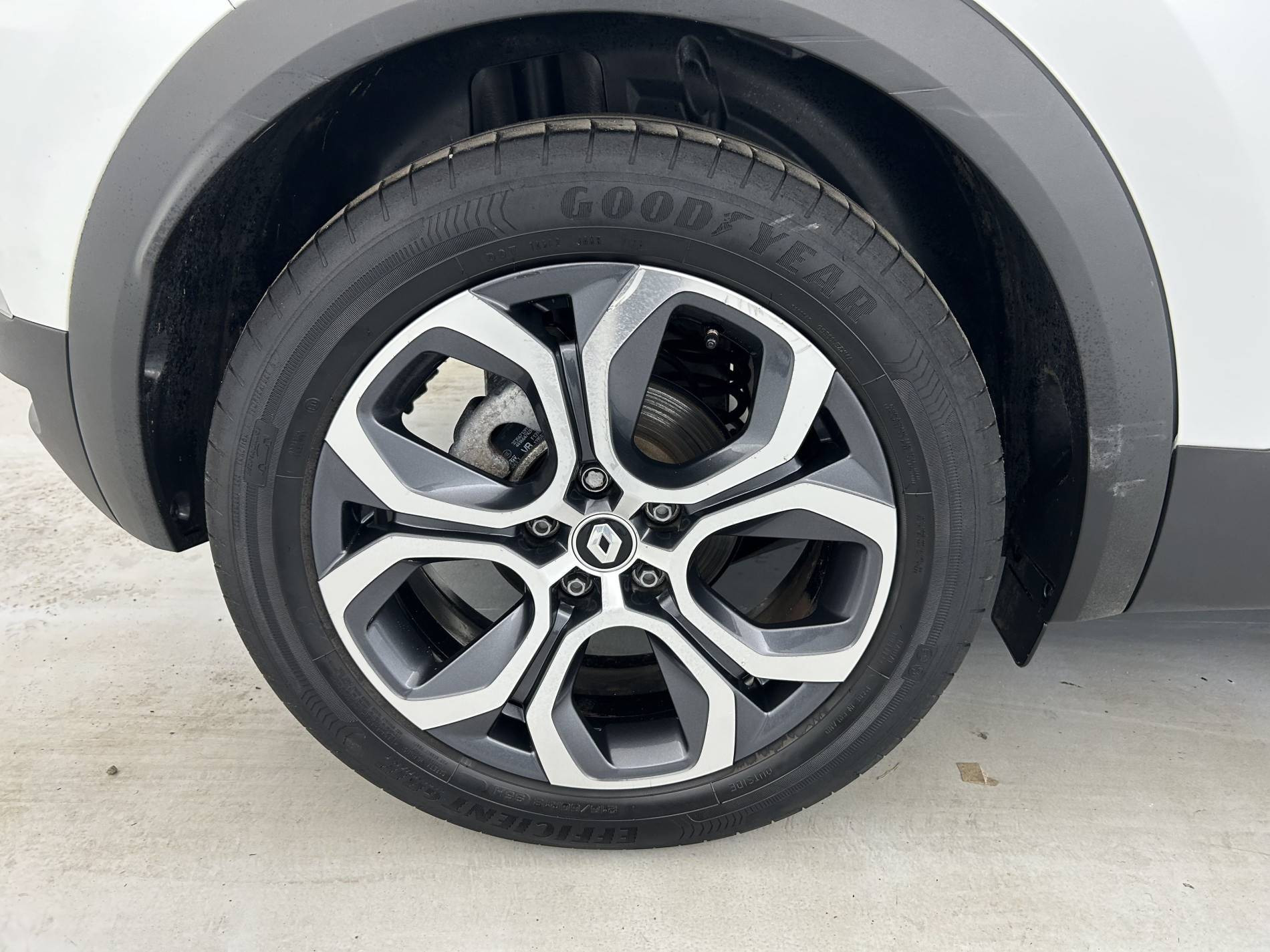 Vente en ligne Renault Captur  E-Tech hybride 145 au prix de 19 990 €