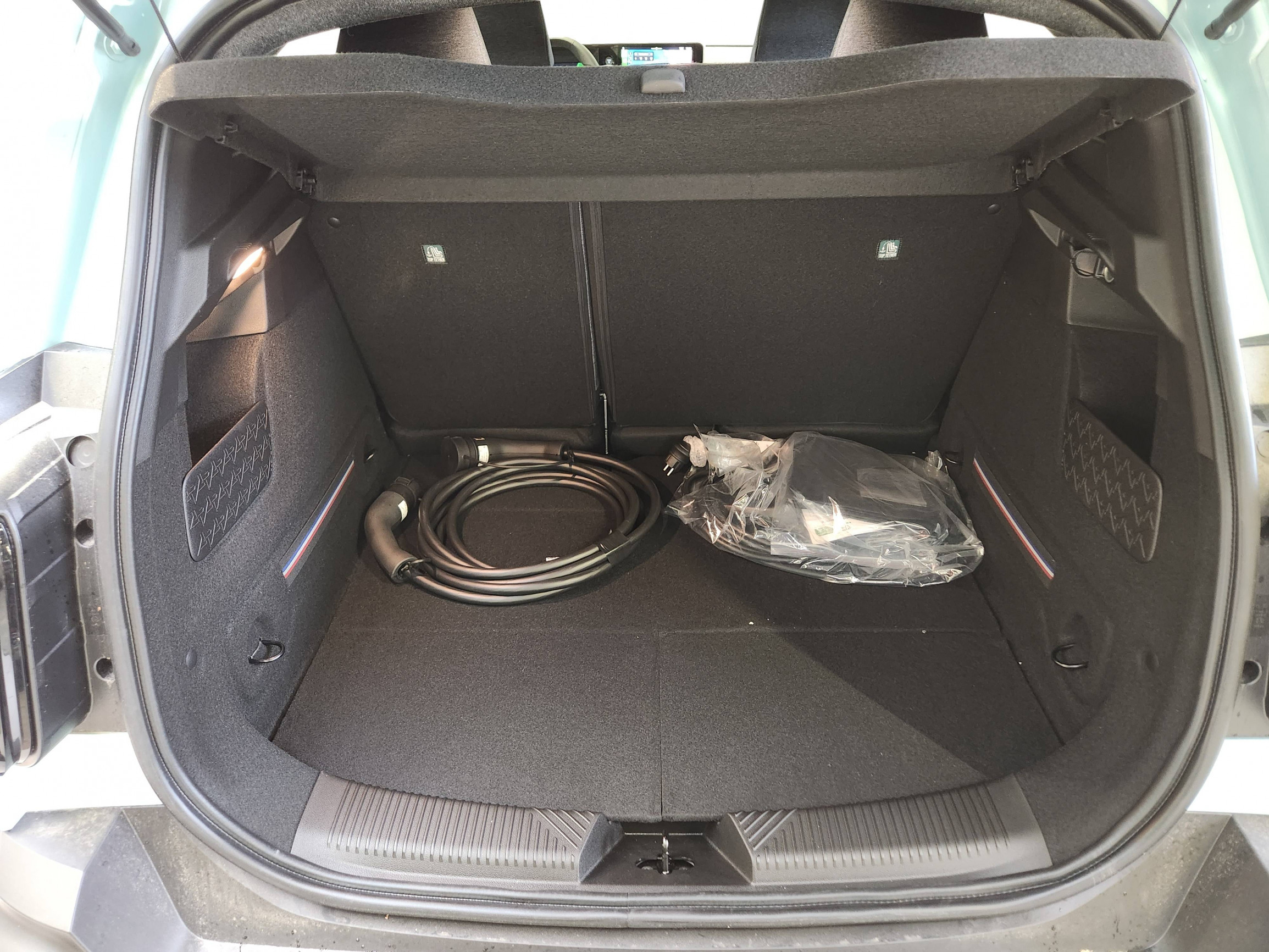 Vente en ligne Renault R4 E-Tech  150 ch autonomie confort au prix de 34 890 €