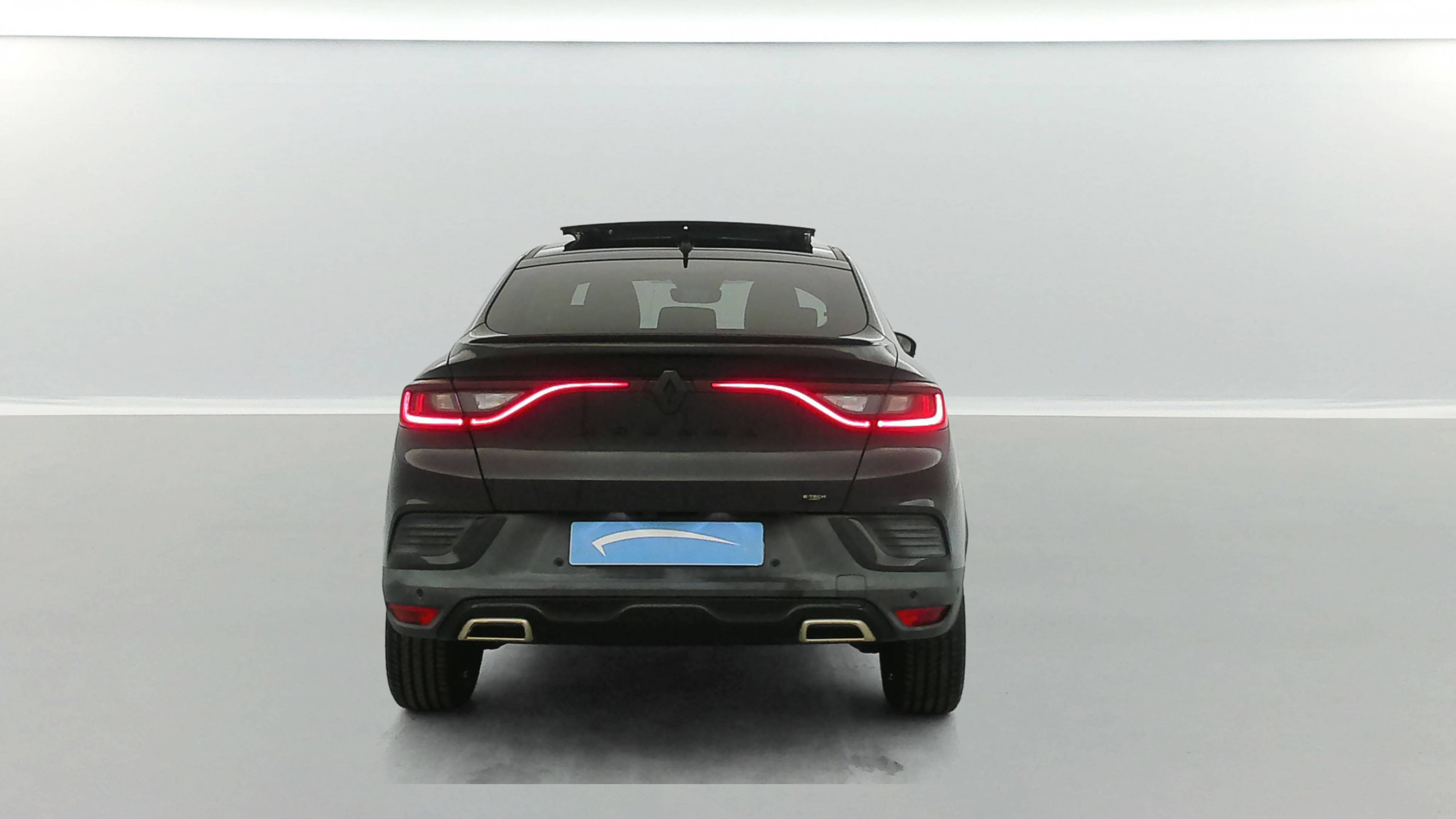 Vente en ligne Renault Arkana  E-Tech hybride 145 - 22 au prix de 21 990 €