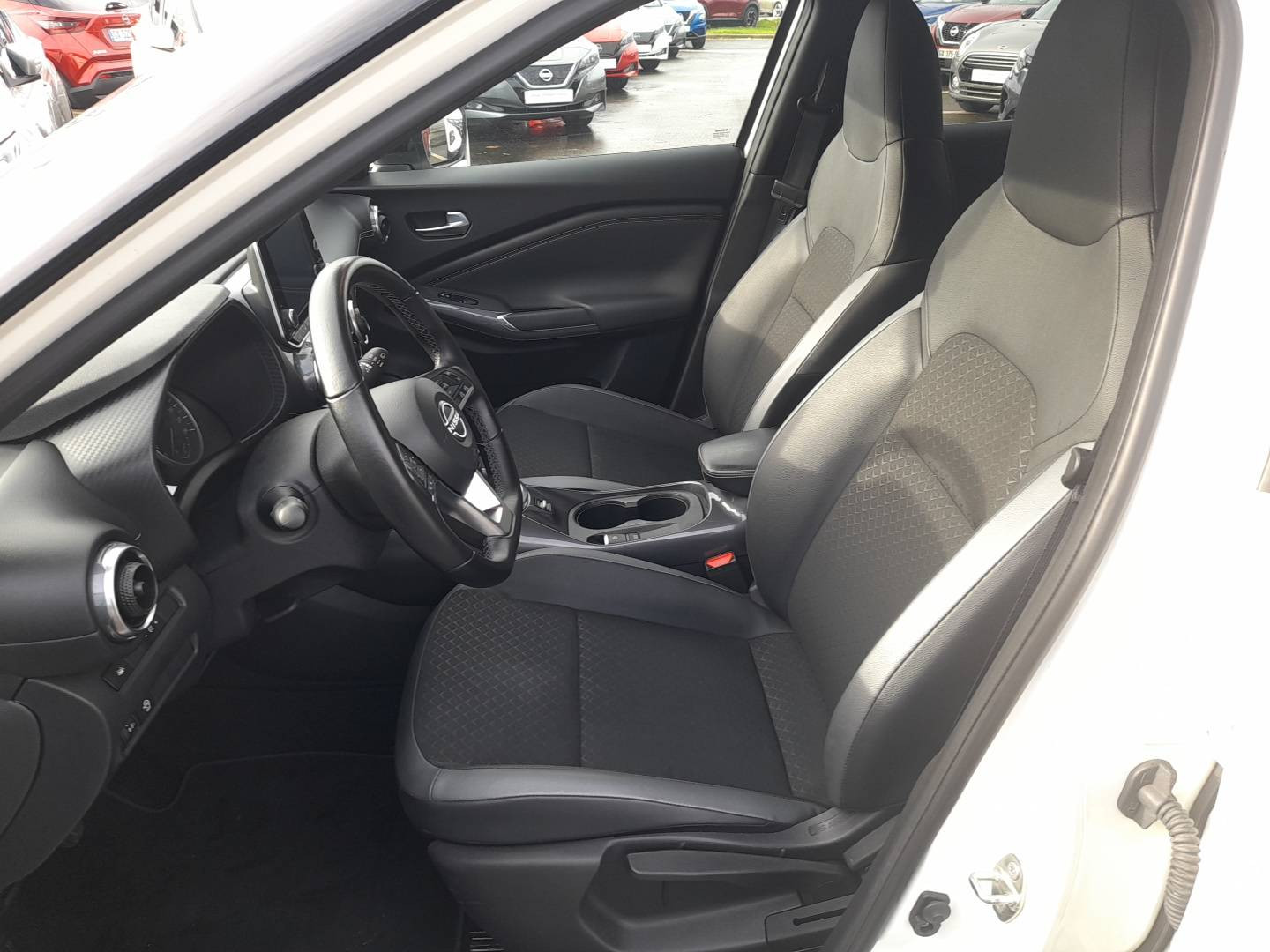 Vente en ligne Nissan Juke F16A SHADOW DIG-T 114 au prix de 18 690 €