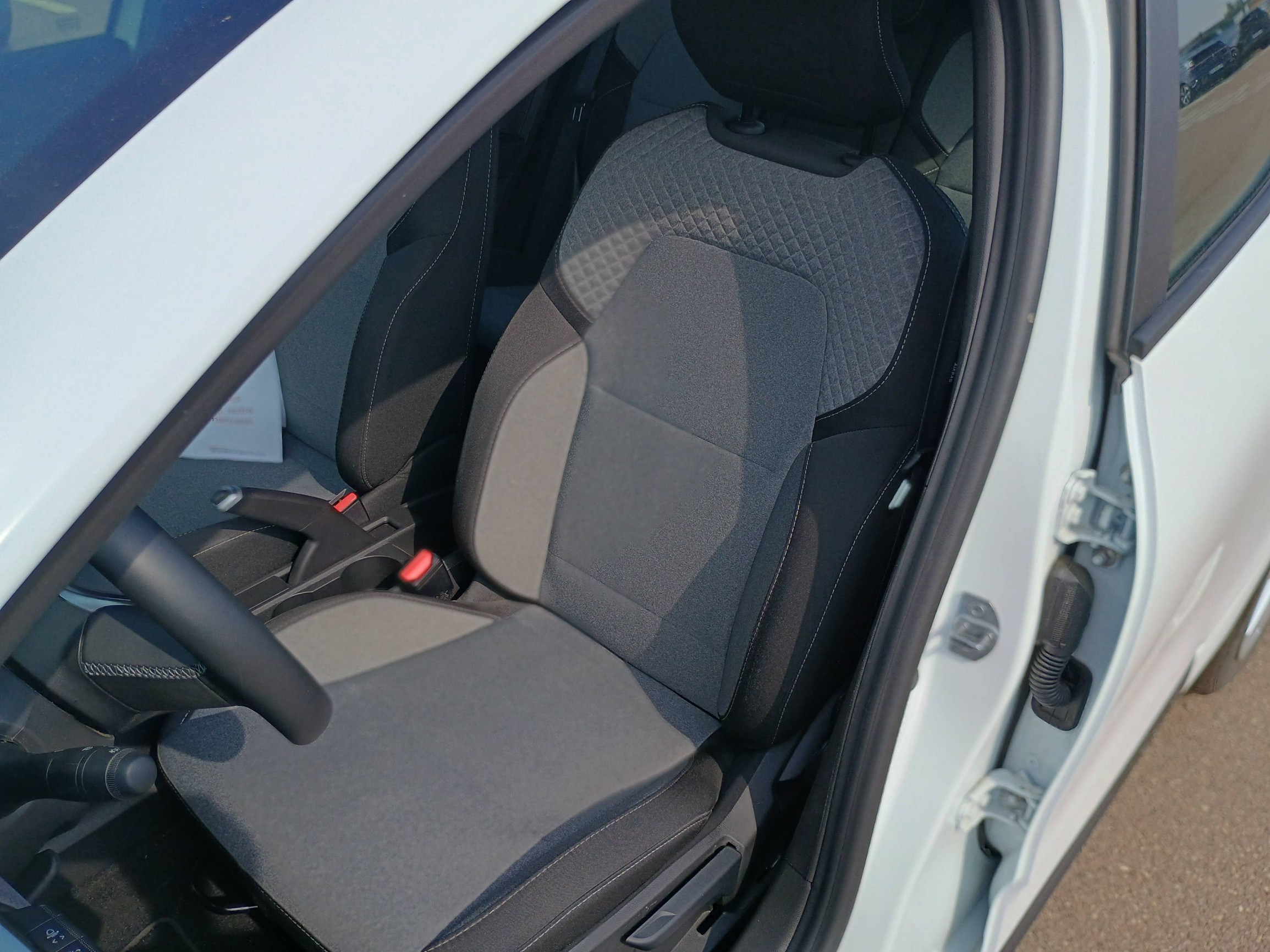 Vente en ligne Renault Clio 5 Clio Eco-G 100 ch GSR2 au prix de 14 991 €