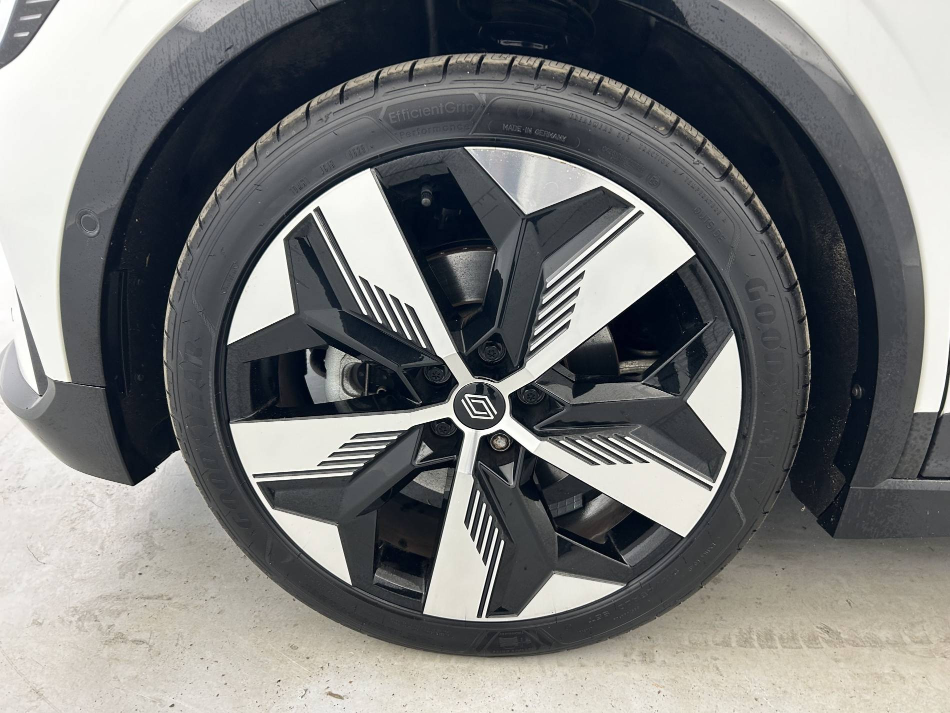 Vente en ligne Renault Megane E-Tech  EV40 130ch standard charge au prix de 20 790 €