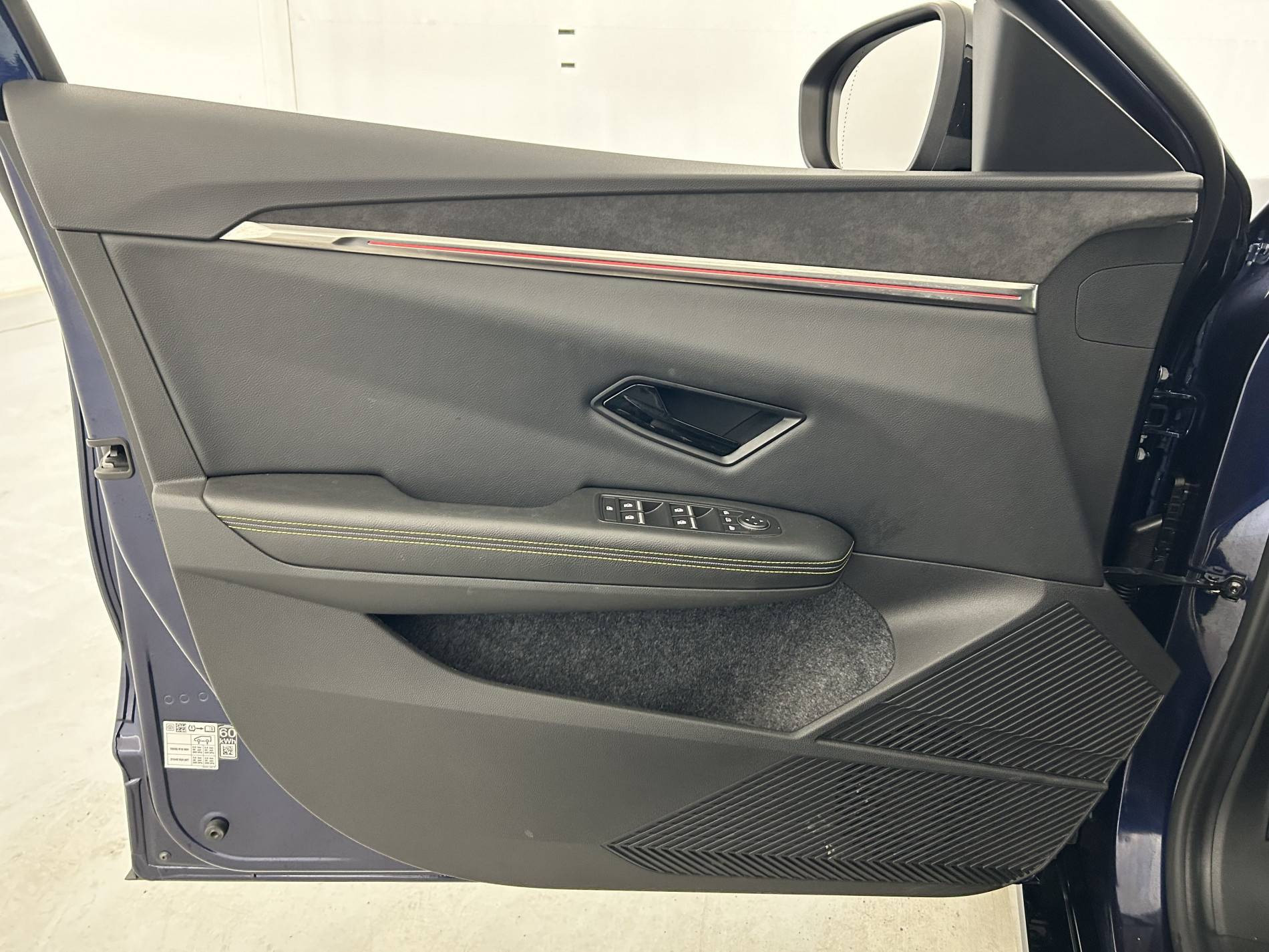 Vente en ligne Renault Megane E-Tech  EV60 220 ch super charge au prix de 24 990 €