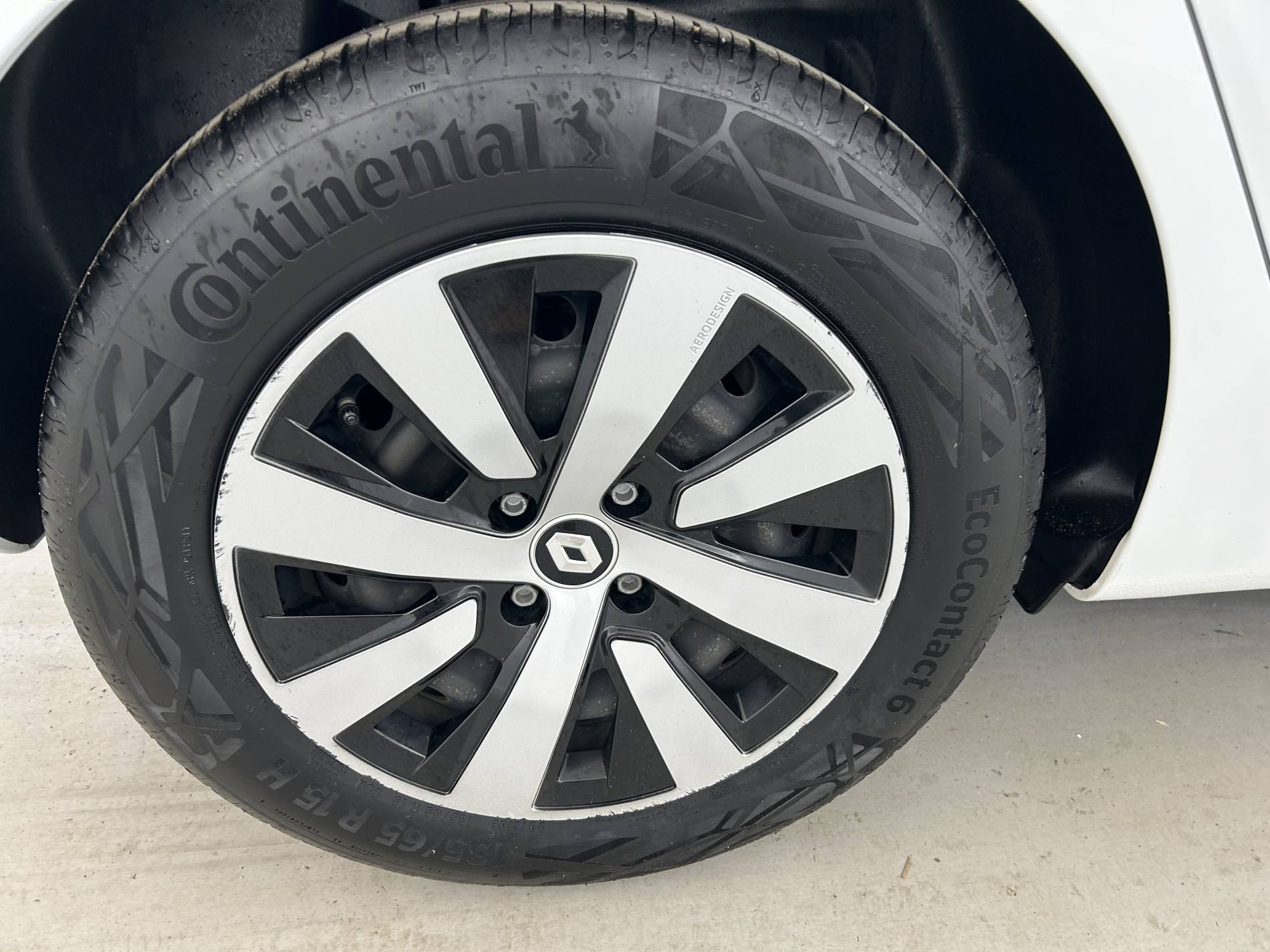 Vente en ligne Renault Clio 5 Clio TCe 90 au prix de 14 890 €