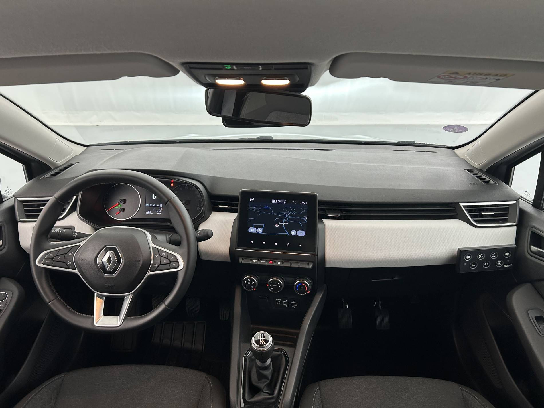 Vente en ligne Renault Clio 5 Clio TCe 90 au prix de 13 690 €