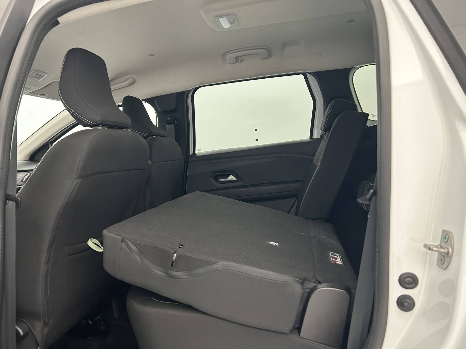 Vente en ligne Dacia Jogger  TCe 110 7 places Expression au prix de 18 790 €