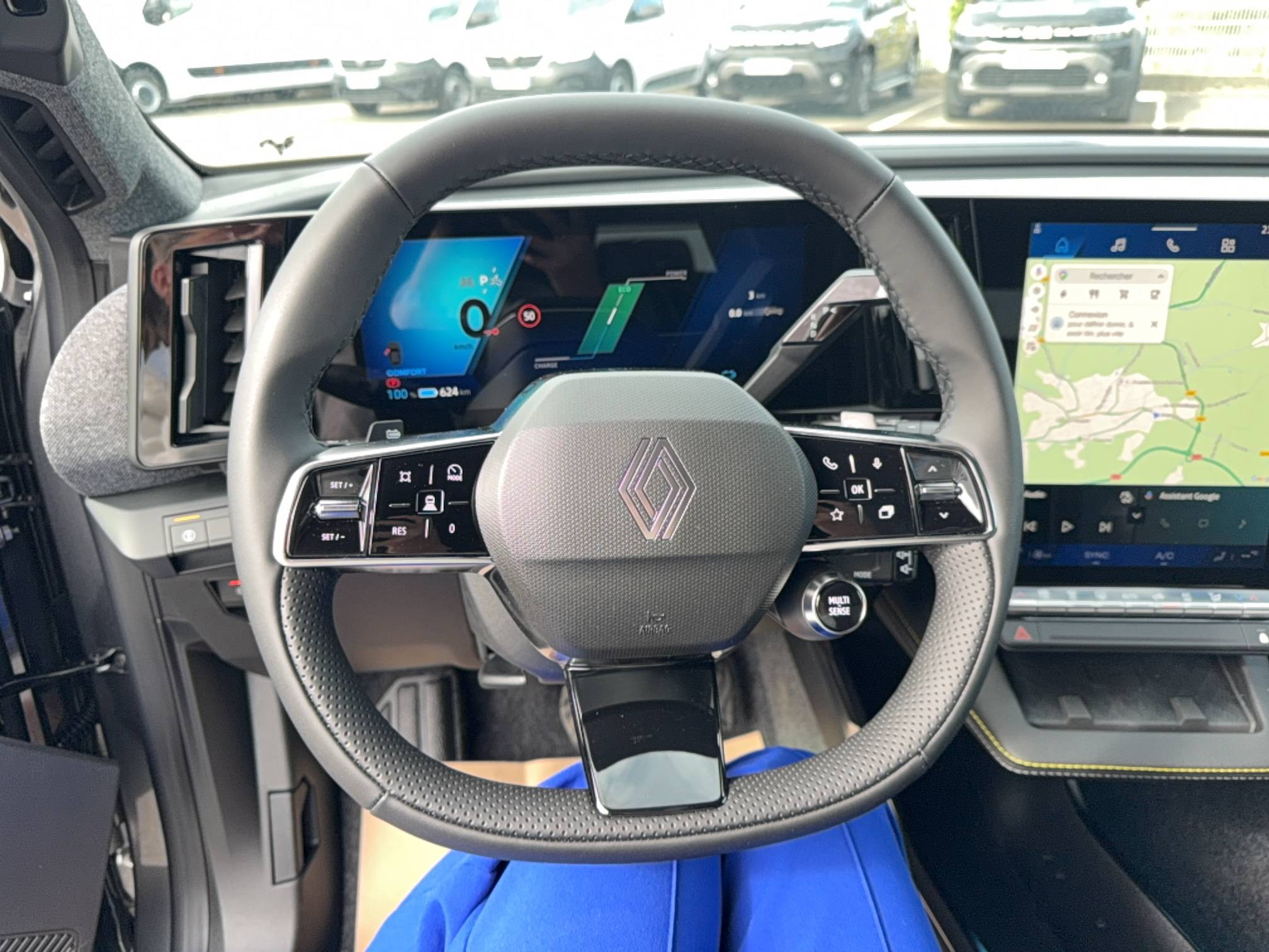 Vente en ligne Renault Scenic E-Tech Scenic E-Tech électrique 220 ch grande autonomie au prix de 46 990 €