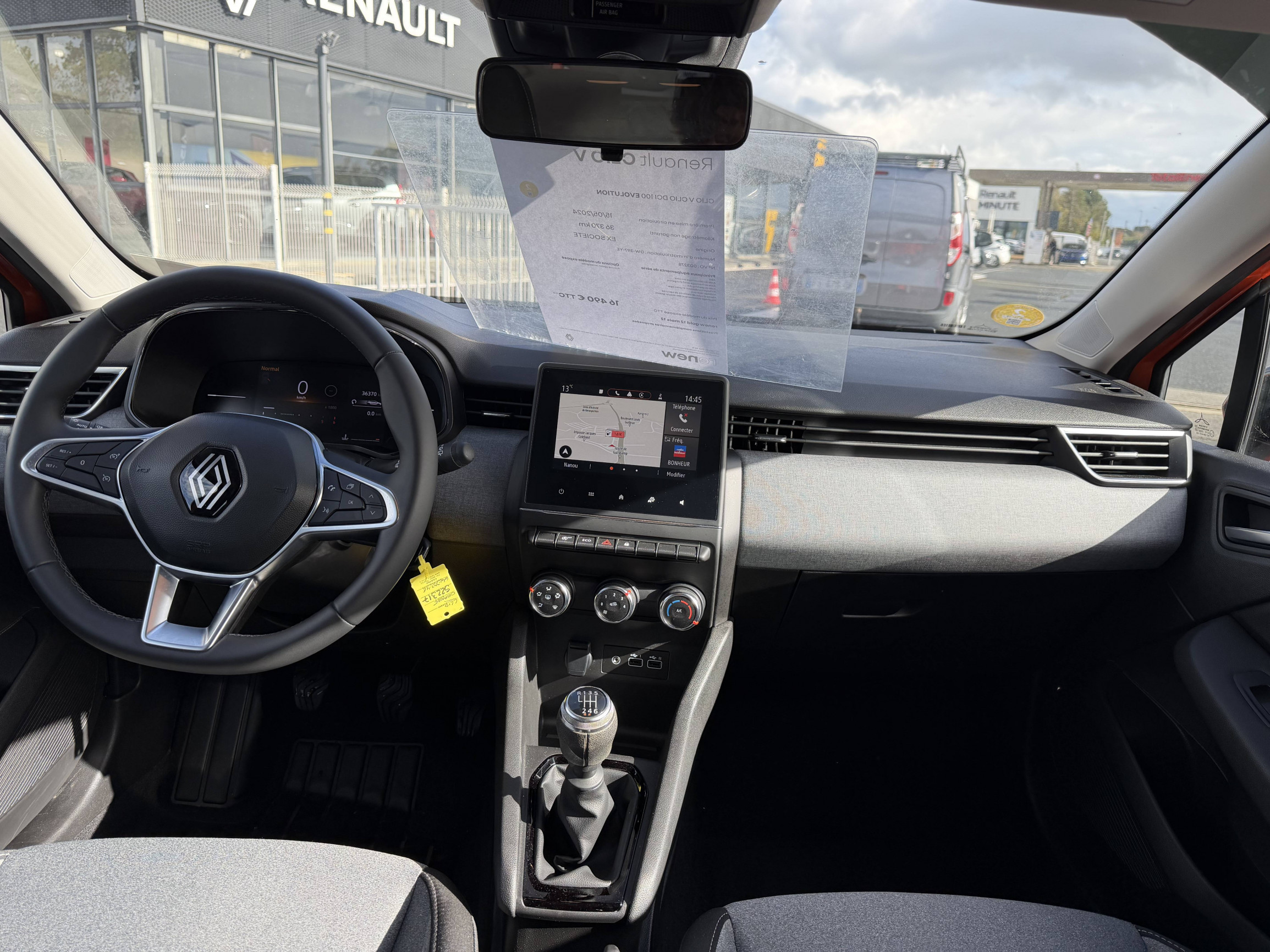 Vente en ligne Renault Clio 5 Clio dCi 100 au prix de 15 490 €