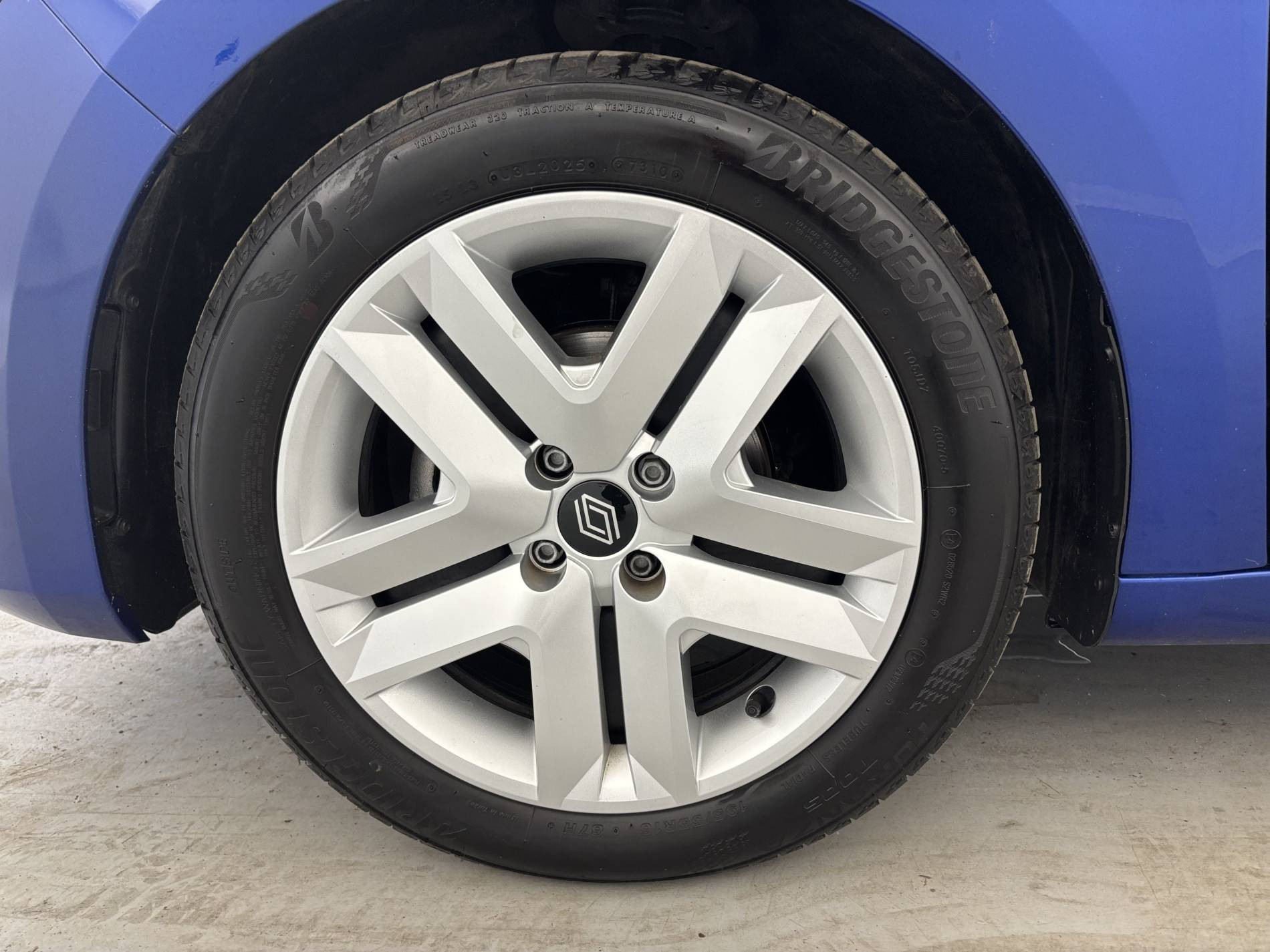 Vente en ligne Renault Clio 5 Clio TCe 90 ch GSR2 au prix de 16 990 €