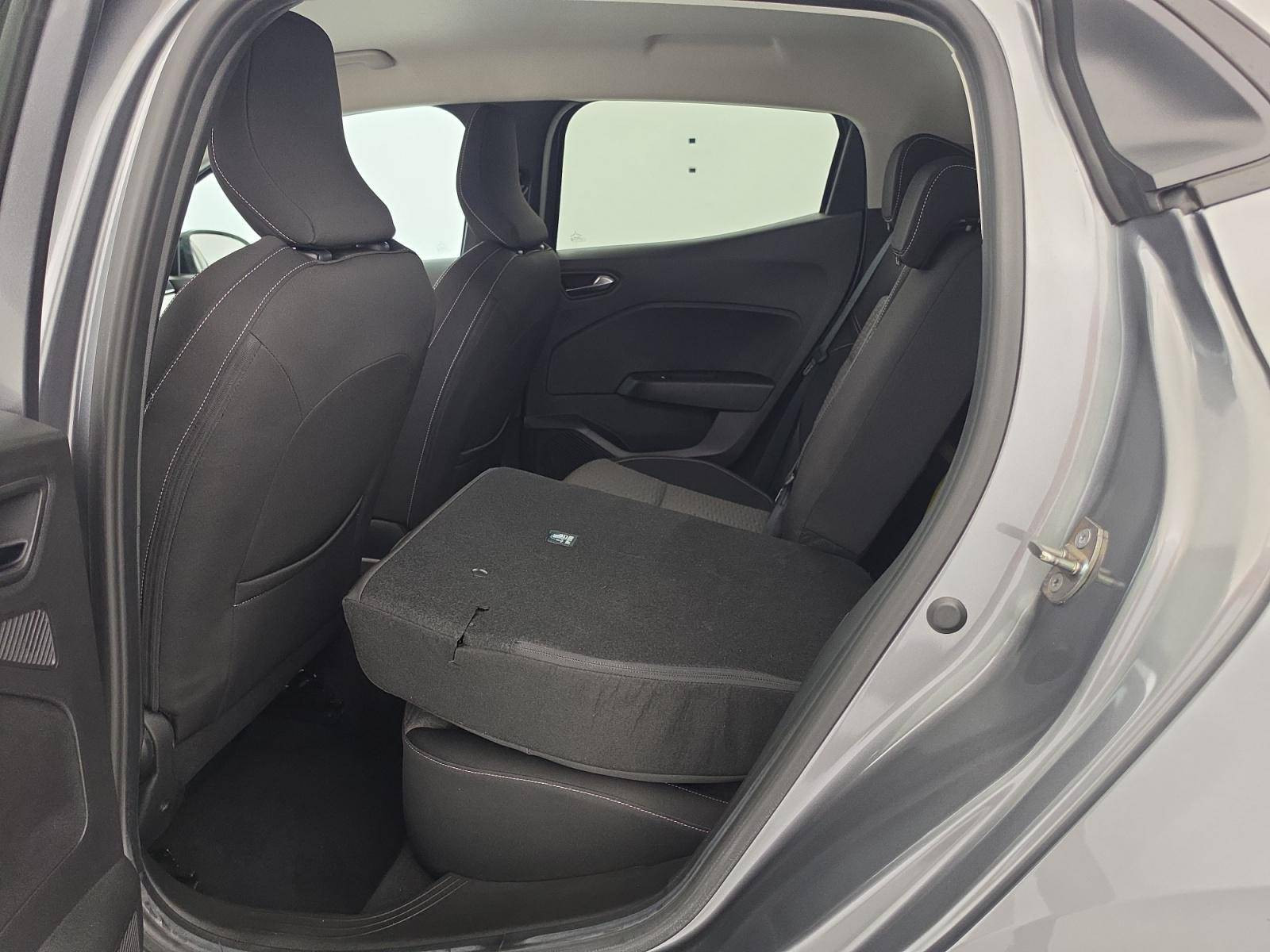 Vente en ligne Renault Clio 5 Clio TCe 90 au prix de 14 790 €