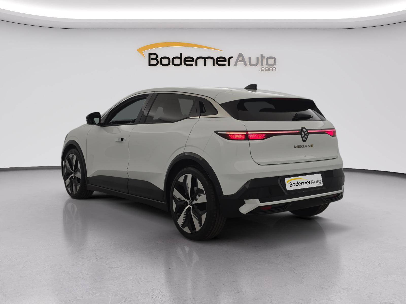 Vente en ligne Renault Megane E-Tech  EV60 220 ch super charge au prix de 25 490 €