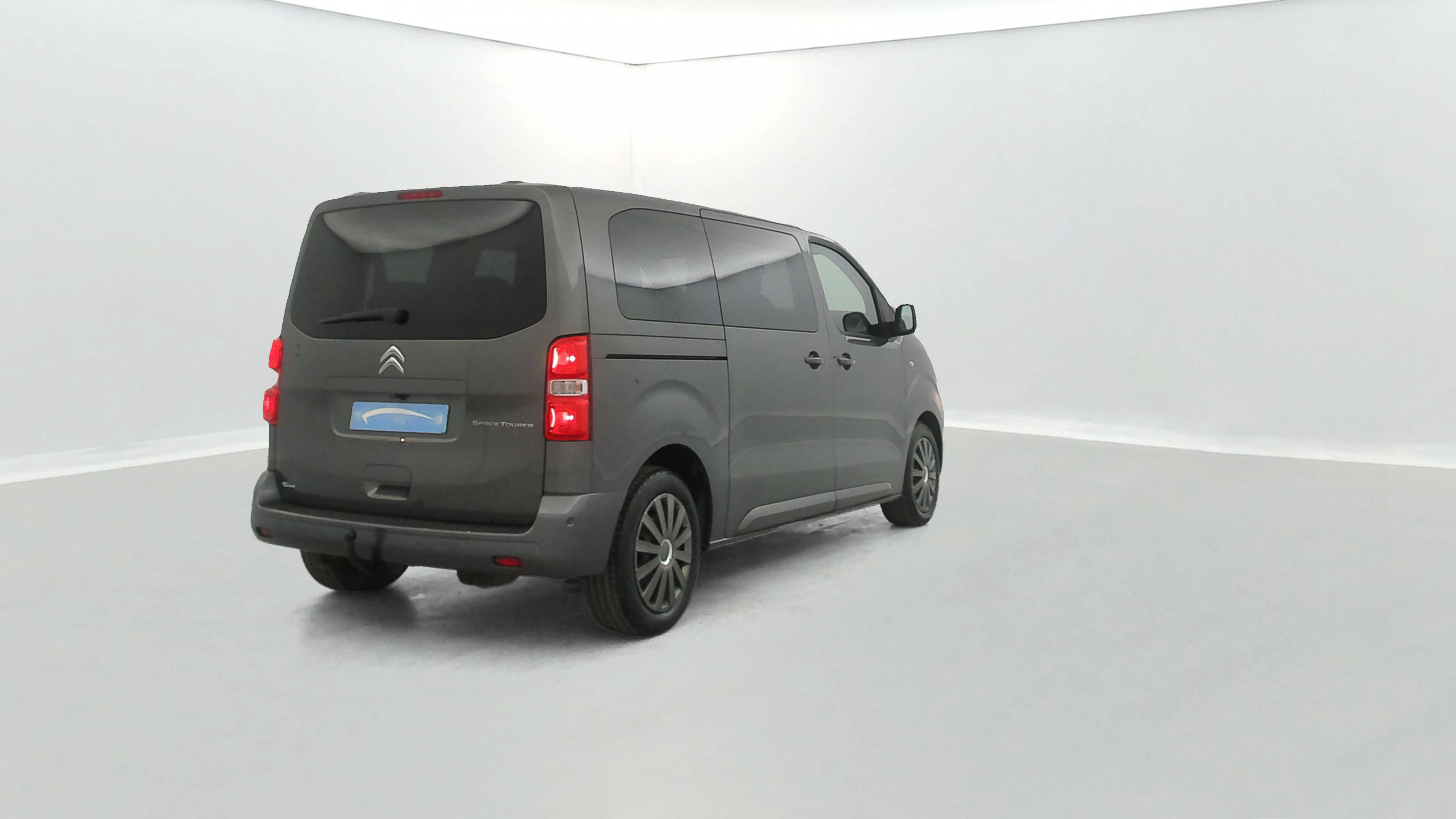 Vente en ligne Citroën Spacetourer Spacetourer M BlueHDi 100 BVM6 au prix de 24 490 €
