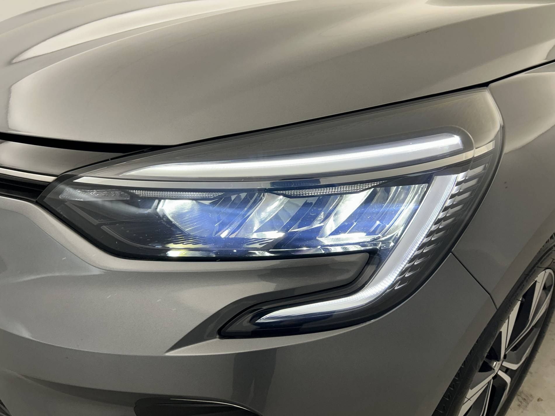 Vente en ligne Renault Clio 5 Clio TCe 90 au prix de 14 990 €