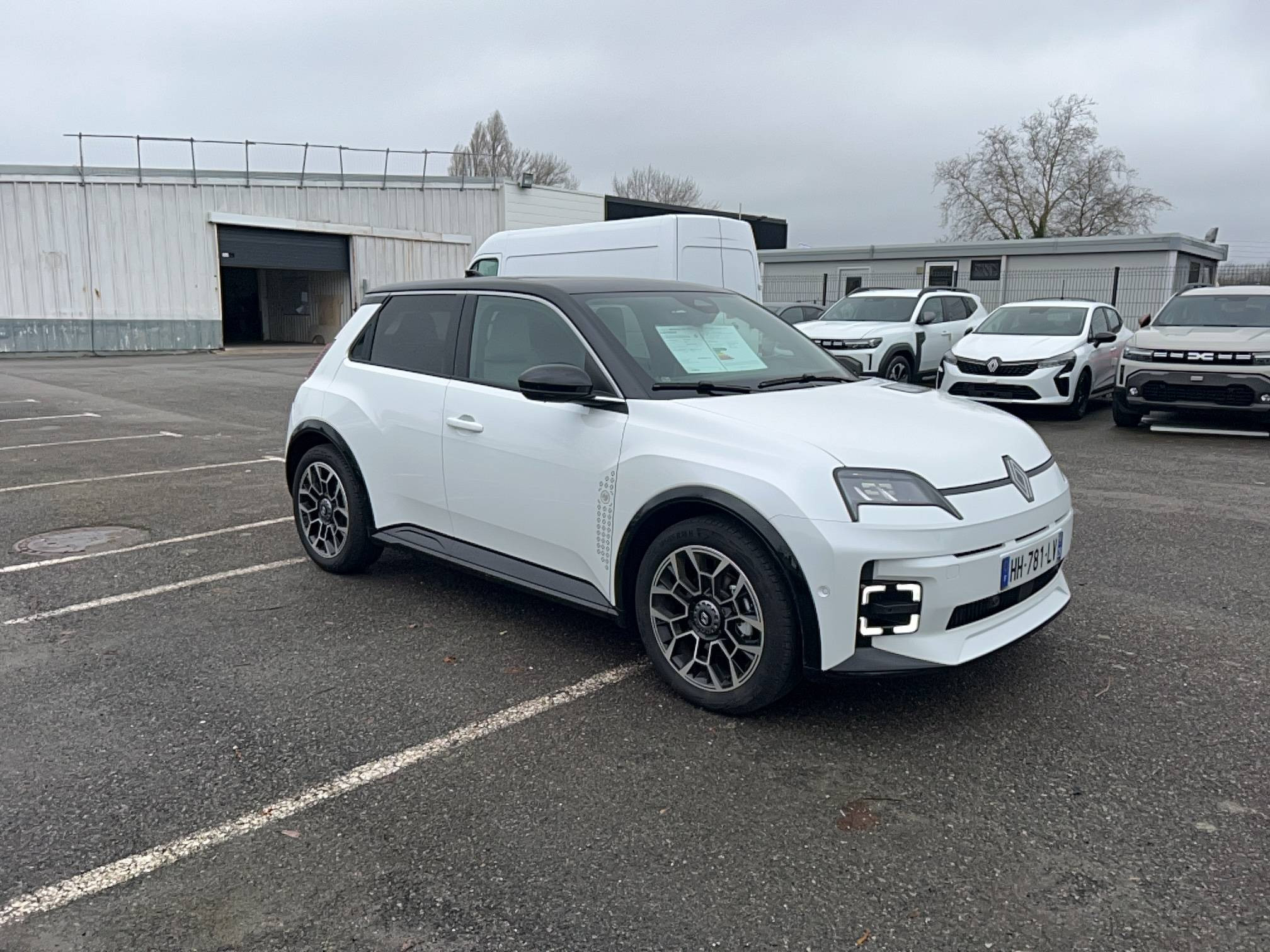 Vente en ligne Renault R5 E-Tech  150 ch autonomie confort au prix de 37 590 €