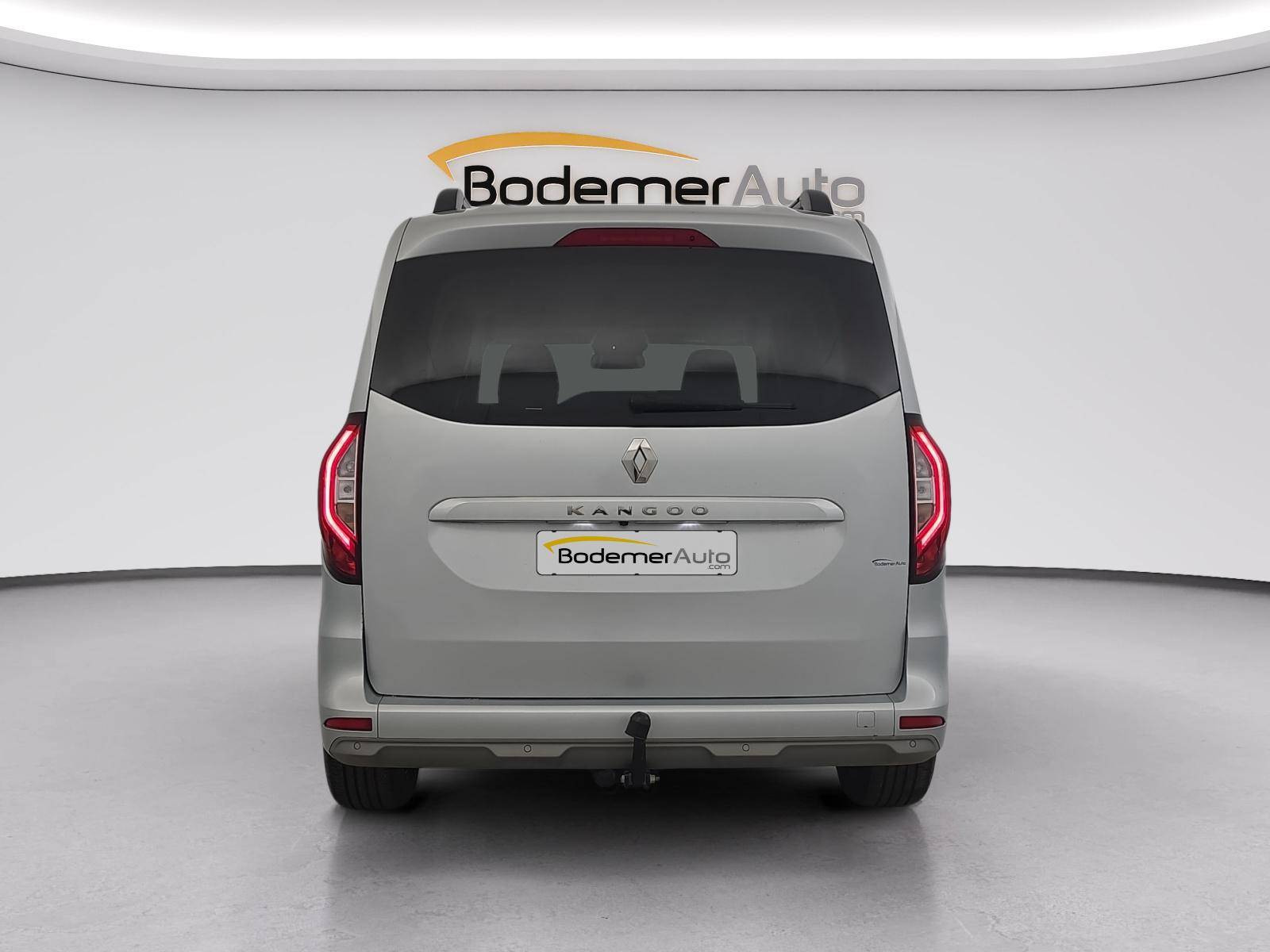Vente en ligne Renault Kangoo  Blue dCi 115 au prix de 25 890 €