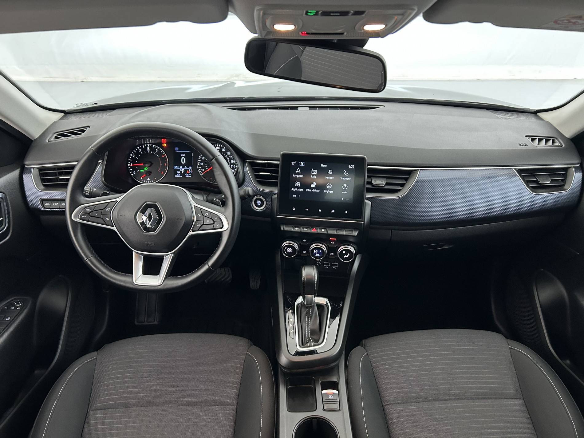 Vente en ligne Renault Arkana  mild hybrid 140 EDC FAP - 22 au prix de 18 500 €