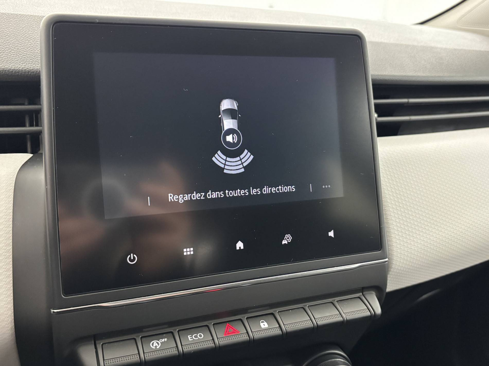 Vente en ligne Renault Clio 5 Clio TCe 90 au prix de 14 390 €