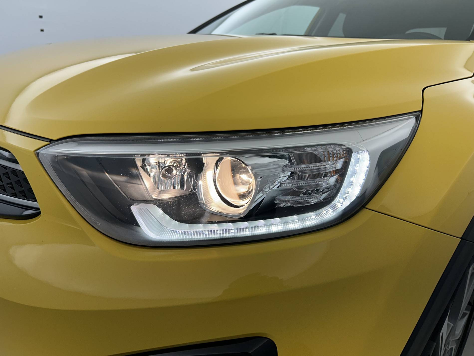 Vente en ligne Kia Stonic  1.0 T-GDi 120 ch MHEV DCT7 au prix de 17 500 €