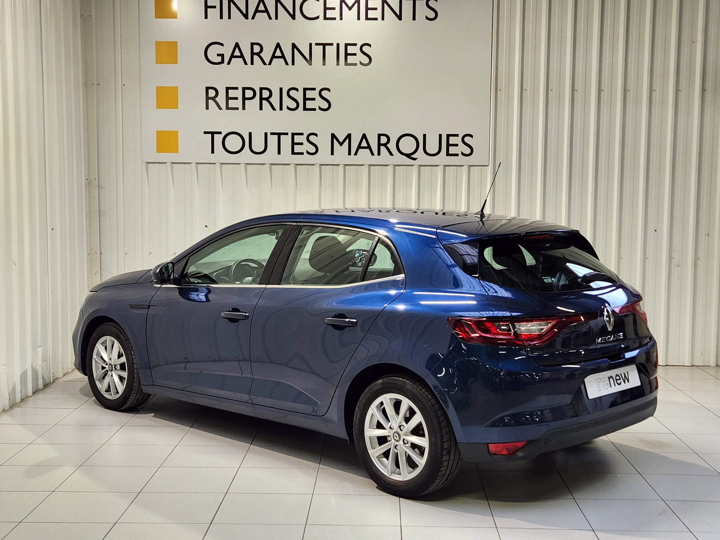 Vente en ligne Renault Megane 4 Mégane IV Berline dCi 90 Energy au prix de 13 890 €