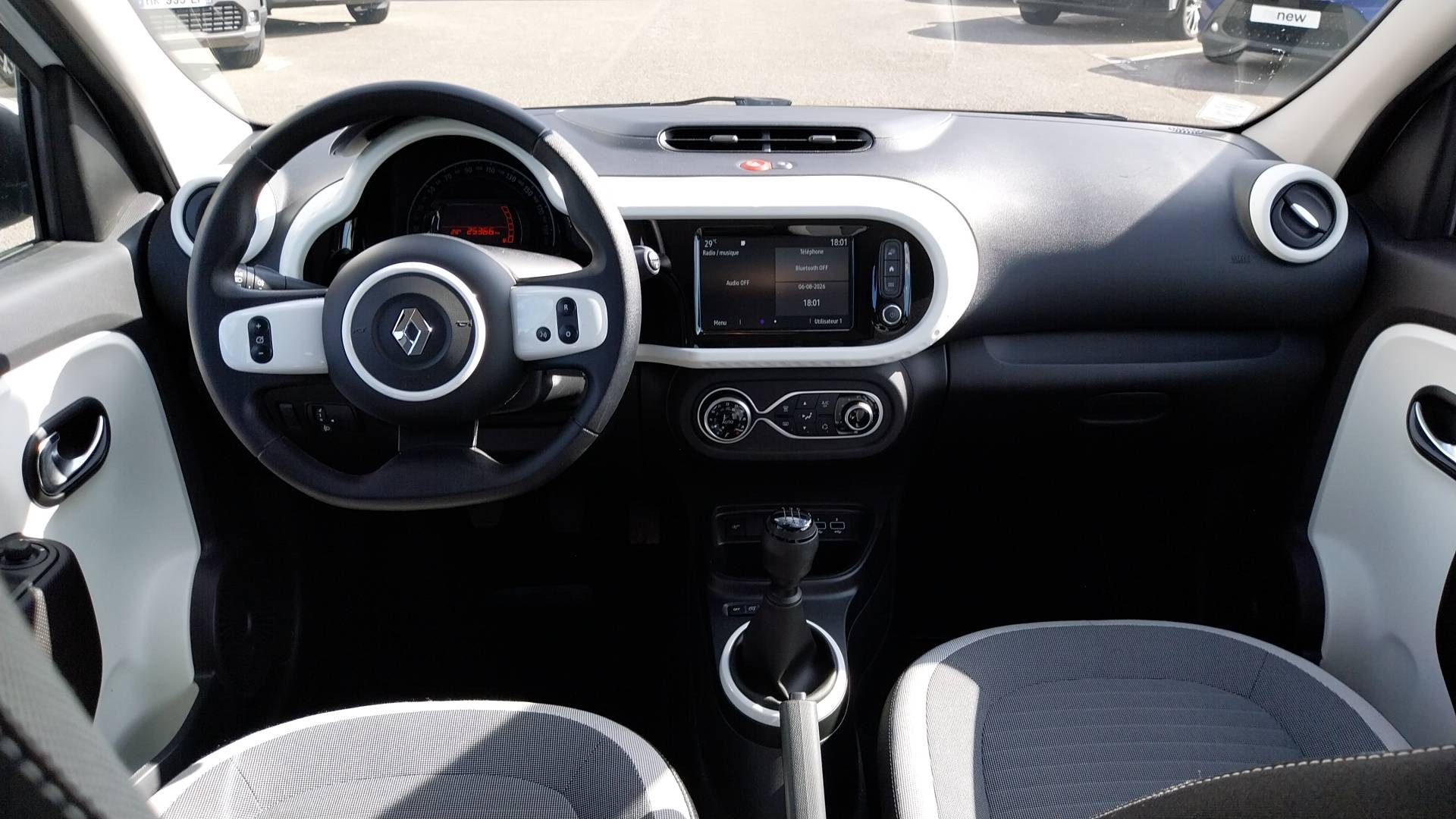 Vente en ligne Renault Twingo 3  SCe 65 - 21 au prix de 11 990 €