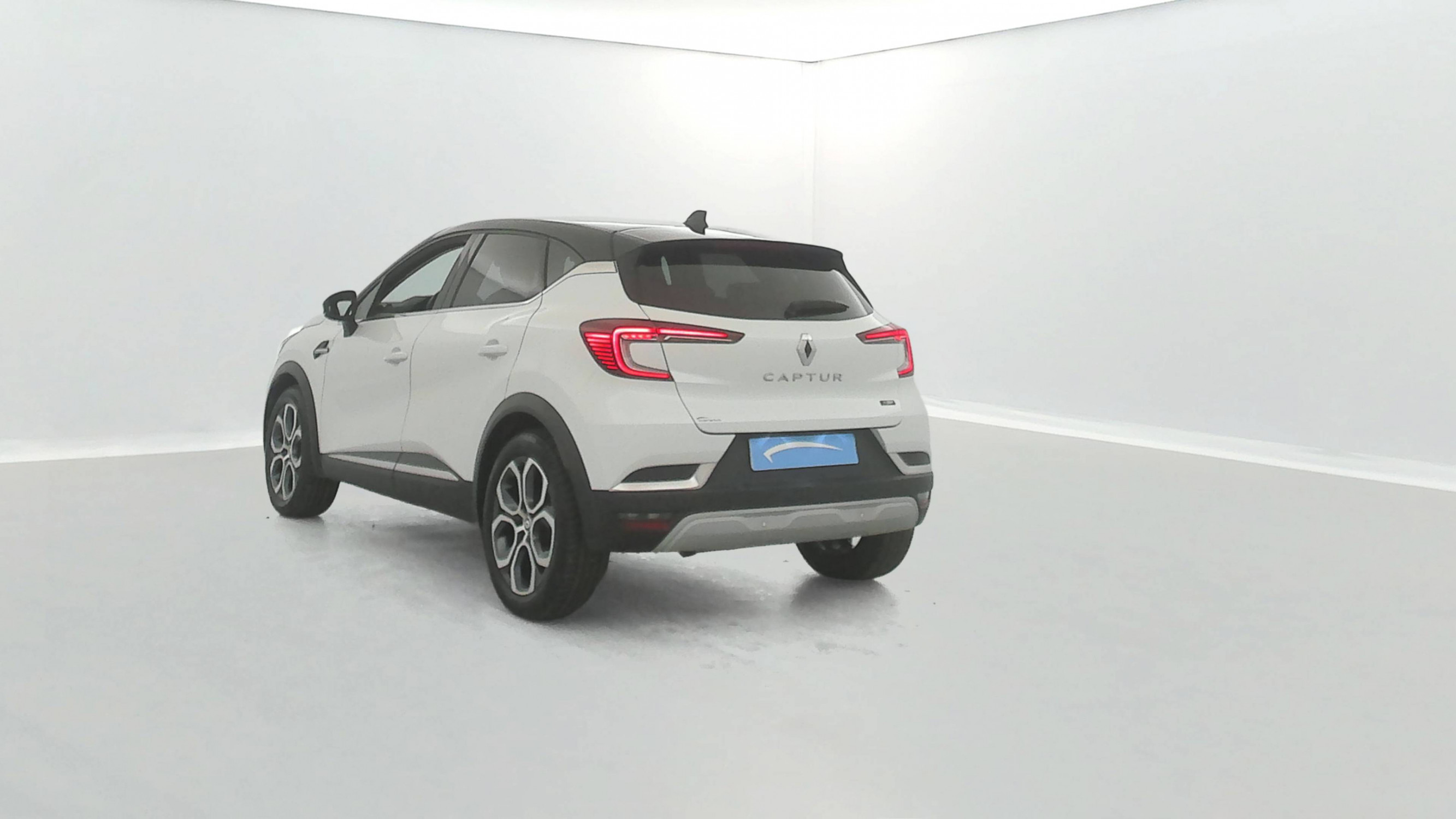 Vente en ligne Renault Captur  E-Tech hybride 145 au prix de 19 990 €